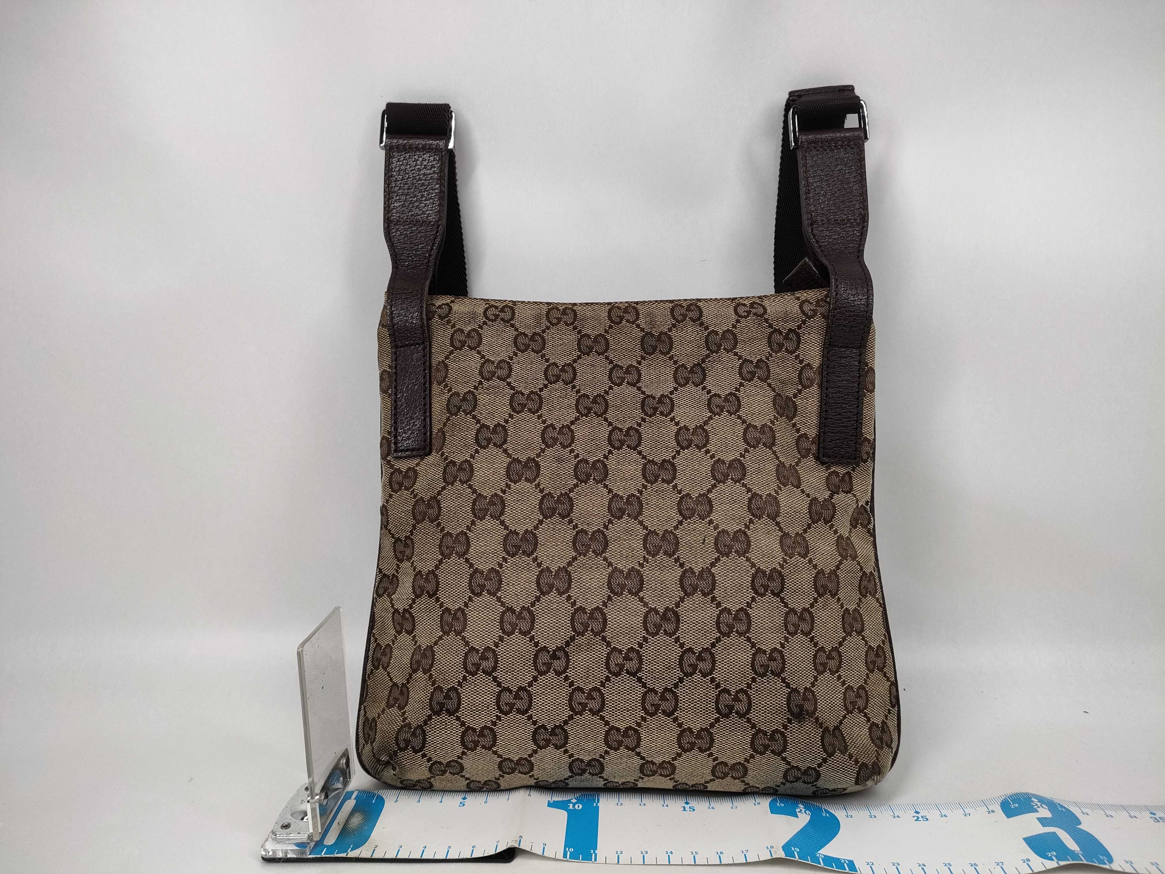 GG Canvas Shoulder Bag — view 2