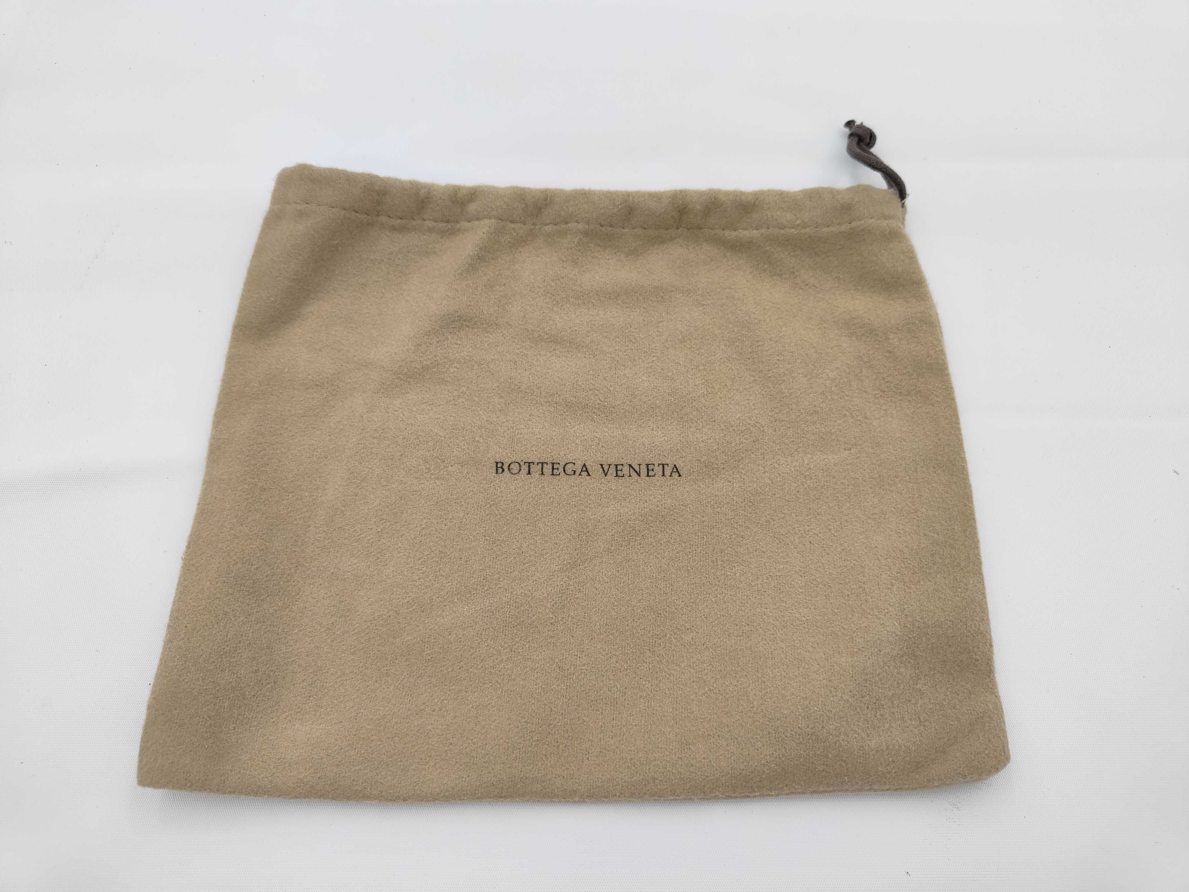 Large Zip-Around Wallet Intrecciato Wallet — view 8