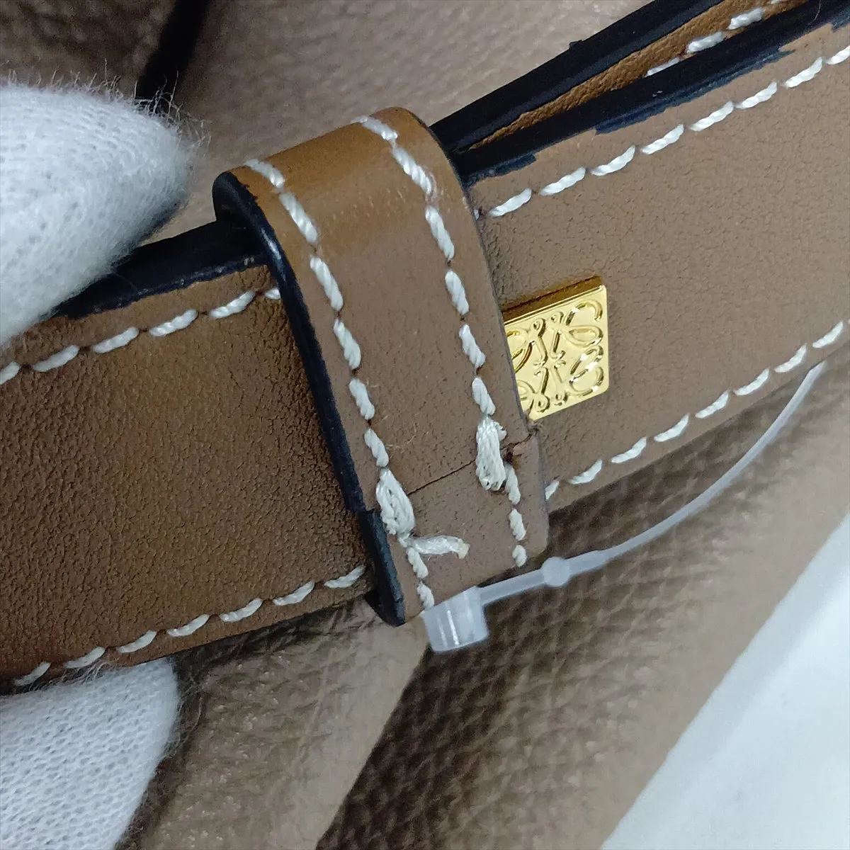 Hammock Small Leather 2-Way Handbag, Beige — view 15
