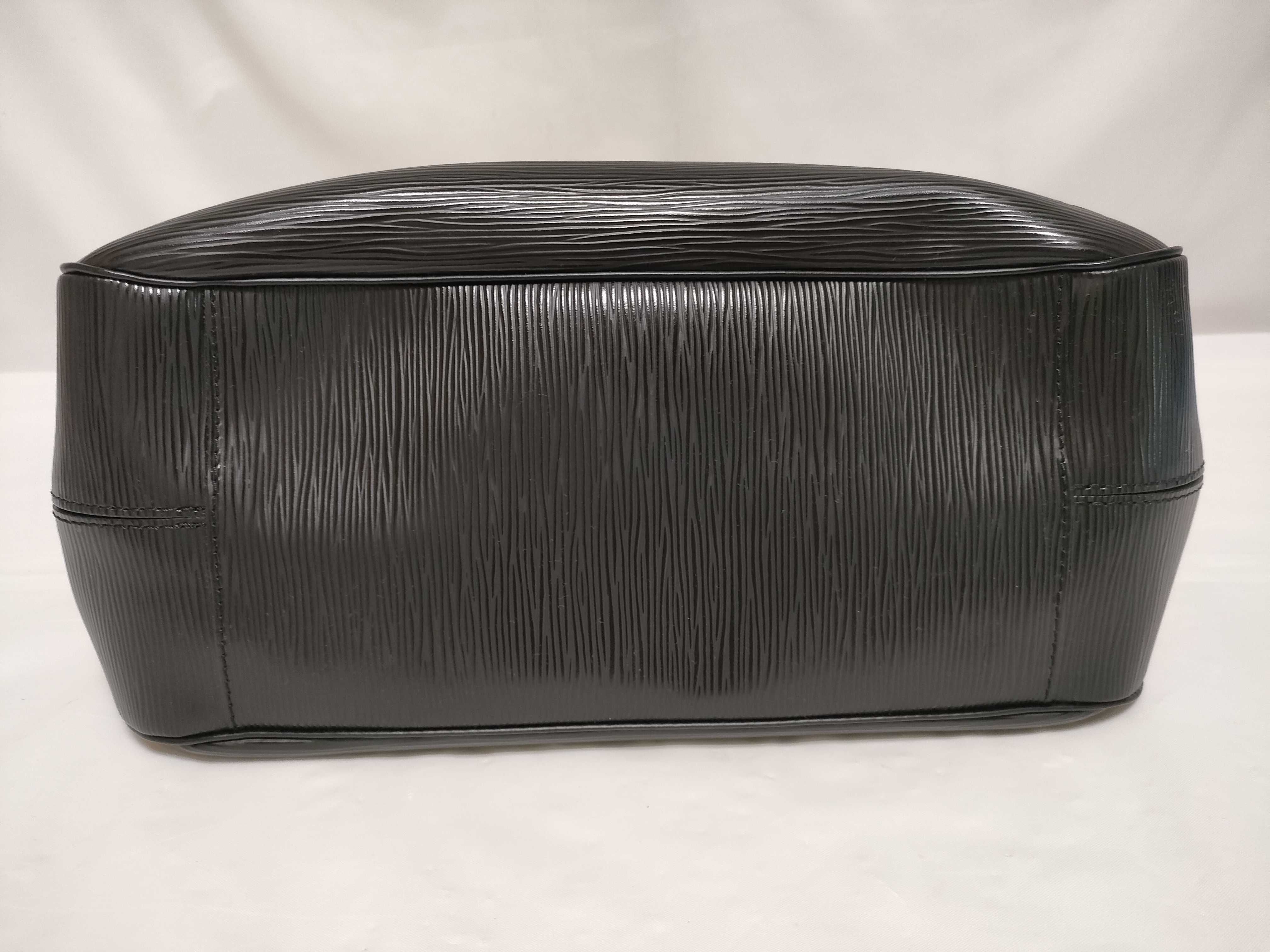 Monogram Passy GM M59252 Handbag — view 7