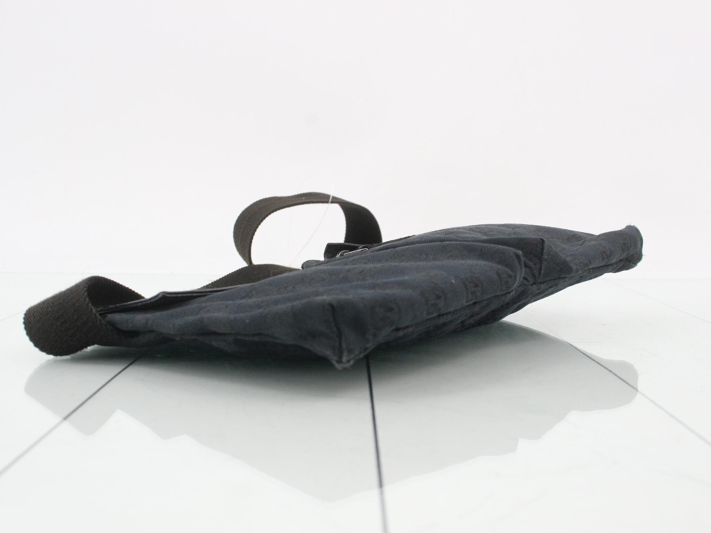 GG Canvas (Bag) - Waist Bag — view 5