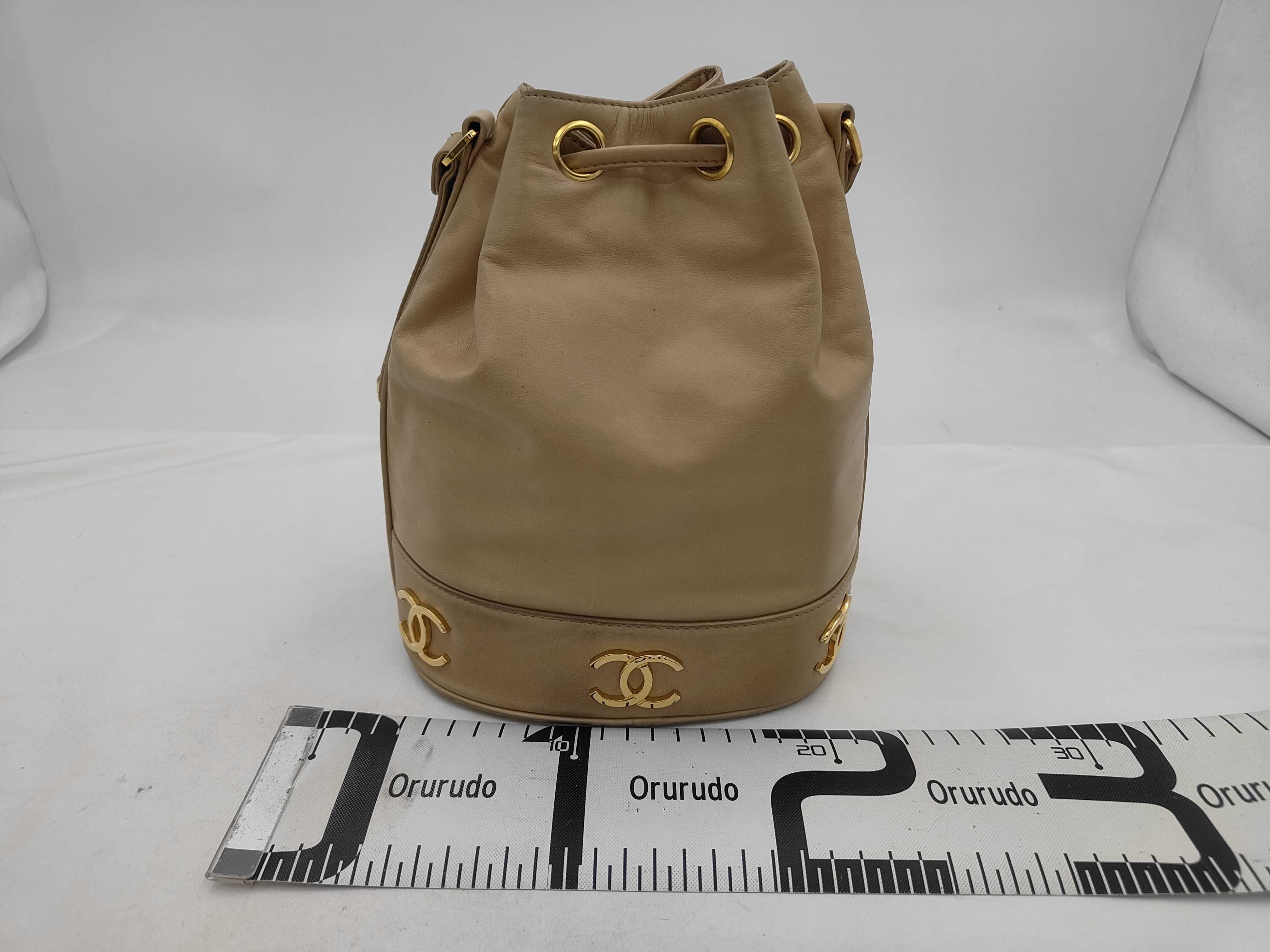 Chain Shoulder Bag, Lambskin, Beige, Gold Hardware, 2547093 (Shoulder Bag) — view 2