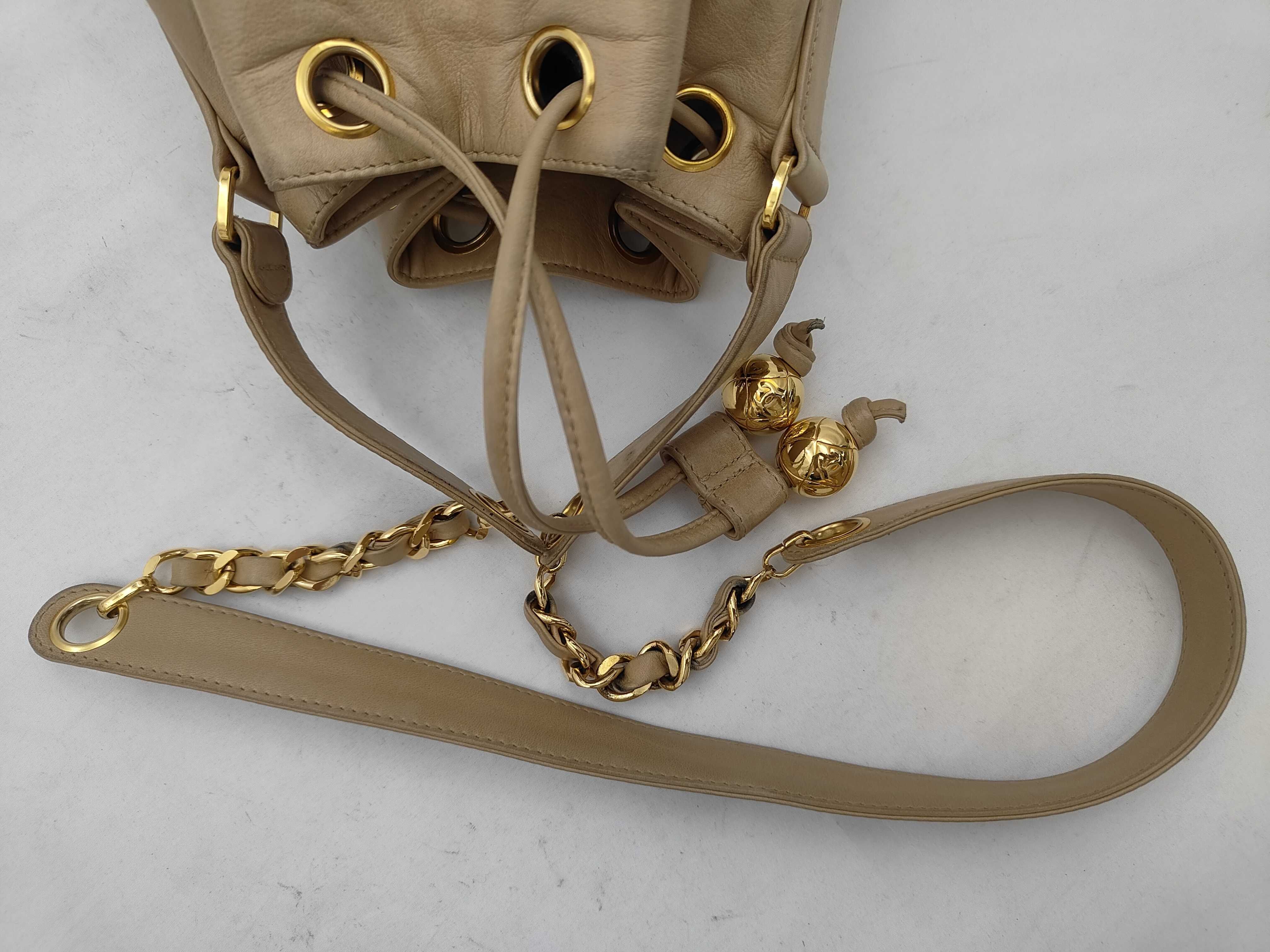 Chain Shoulder Bag, Lambskin, Beige, Gold Hardware, 2547093 (Shoulder Bag) — view 3