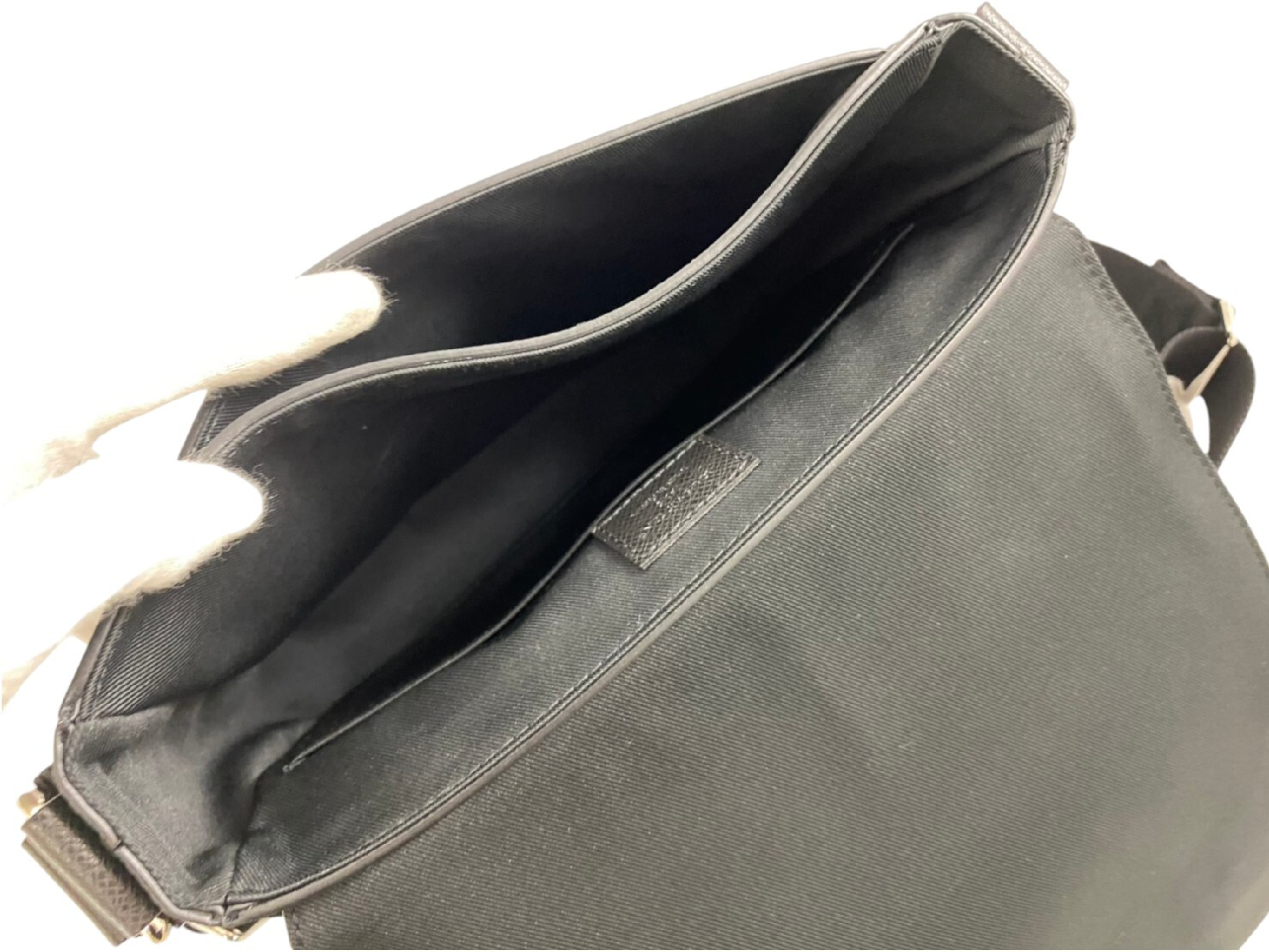 Taiga District PM Shoulder Bag — view 9
