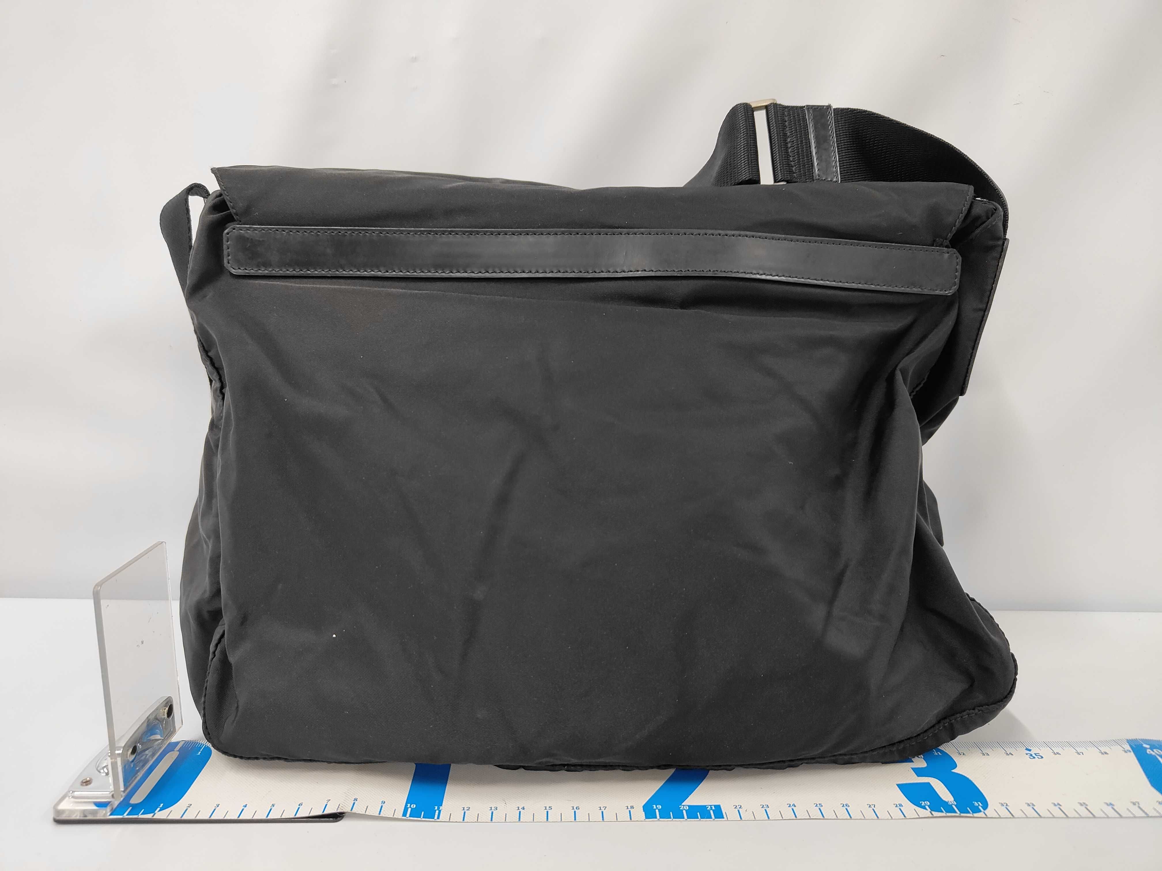 Nylon Messenger Bag Shoulder Bag — view 2