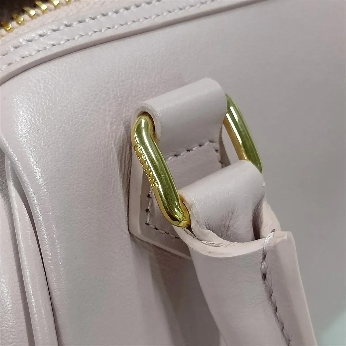 Cuir Triomphe Leather 2-Way Handbag, Pink — view 11