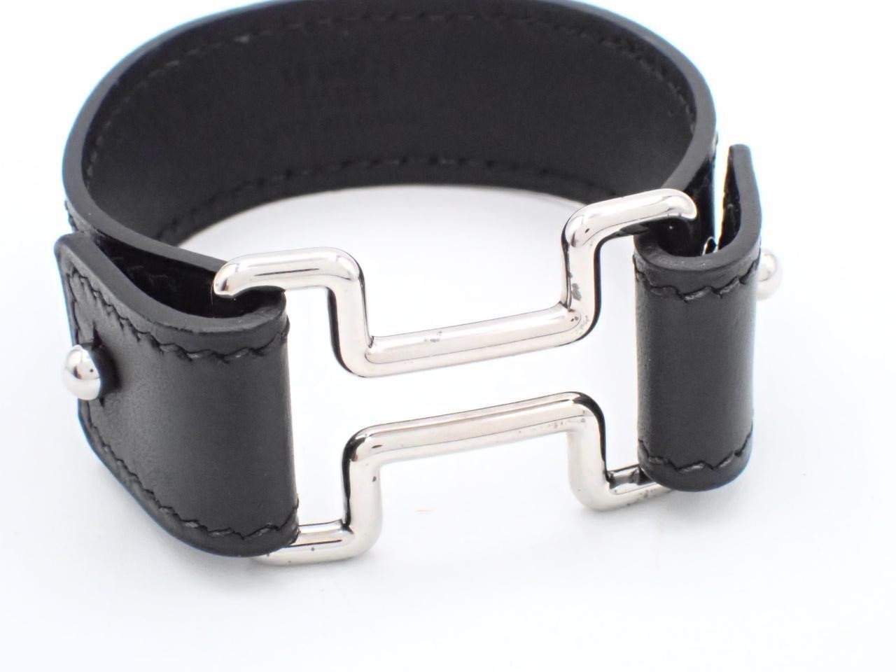bracelet, leather, black and silver, wrist circumference approximately 17cm — view 3