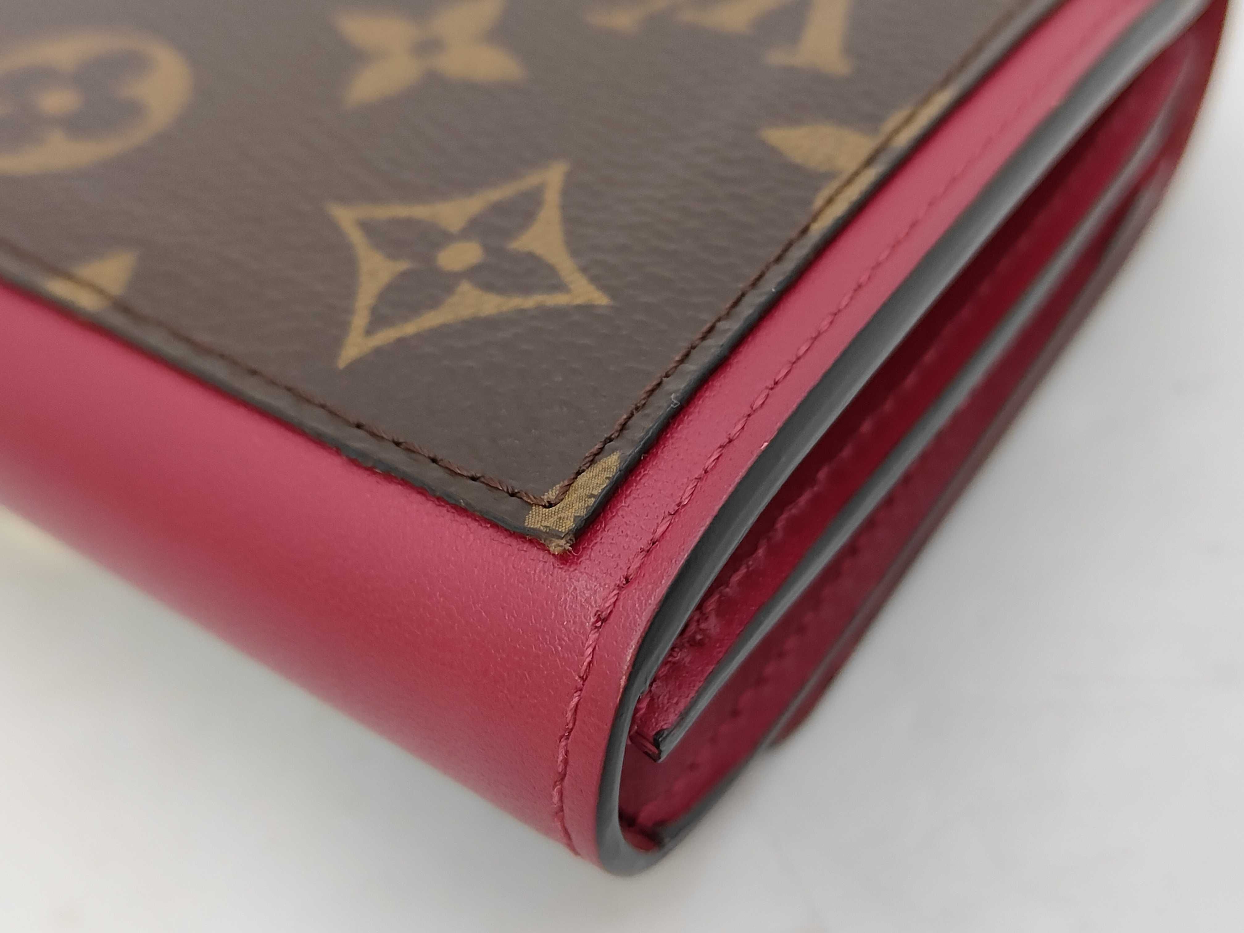 wallet — view 7
