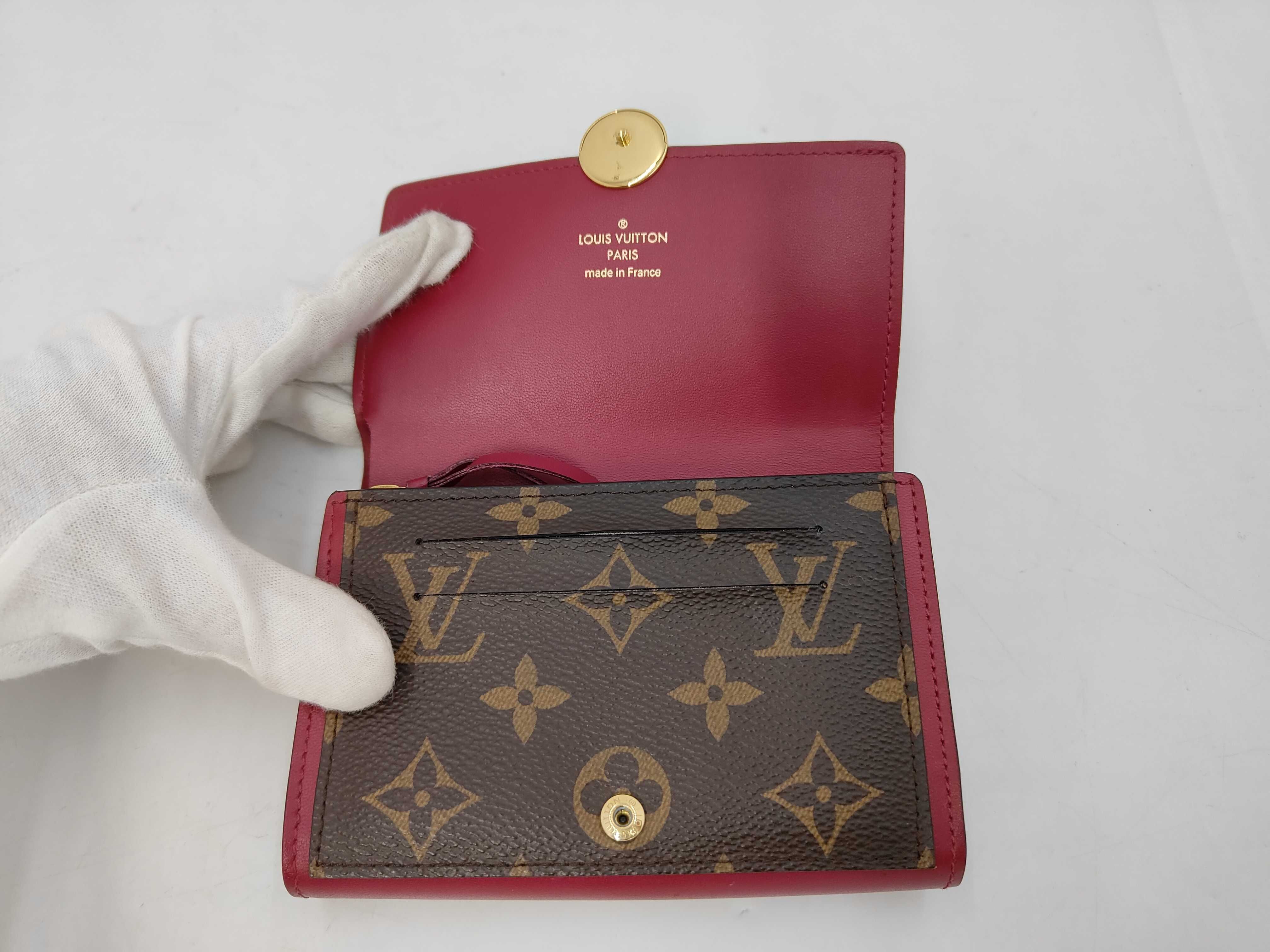 wallet — view 8