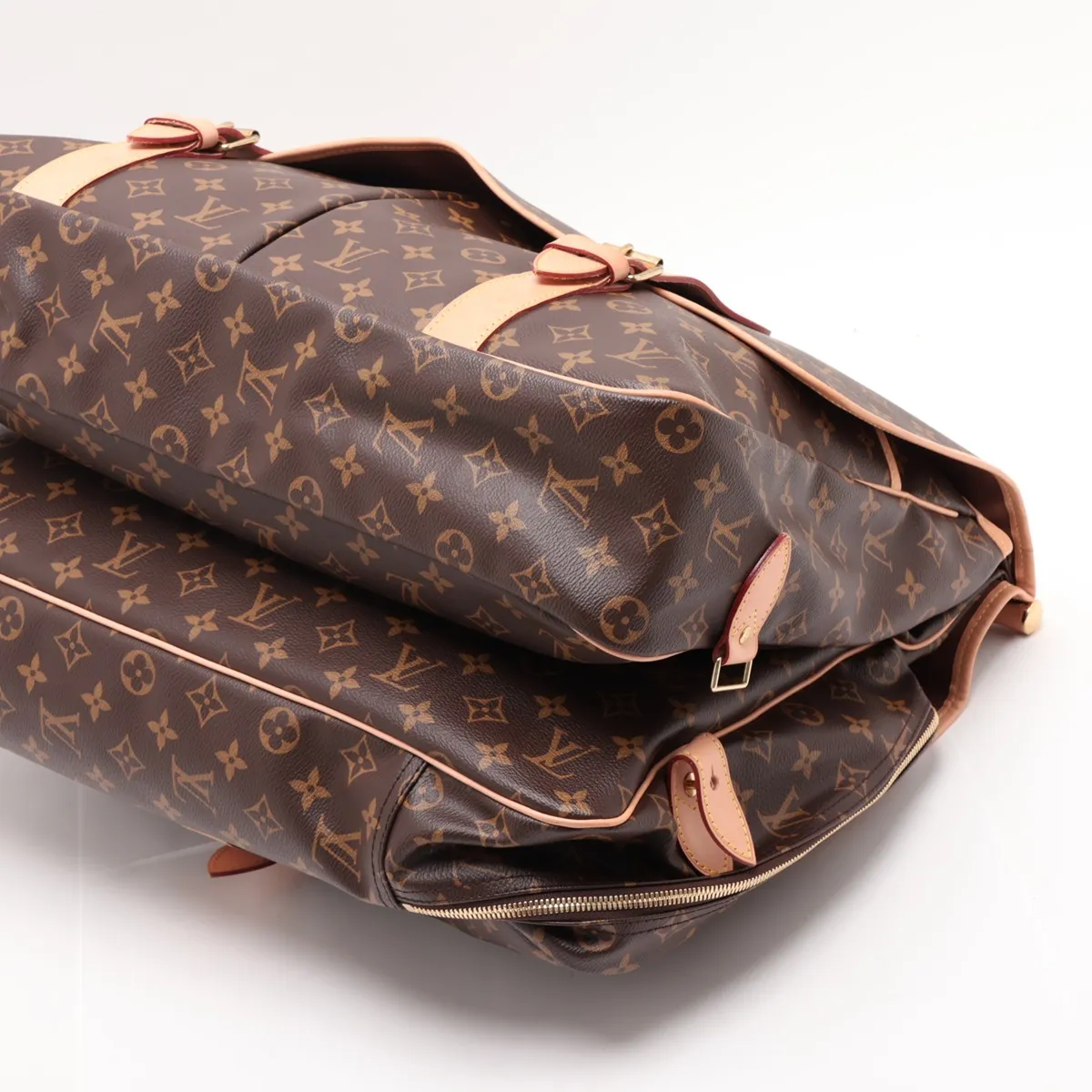 Monogram Sac Chasse M41140, serial number unknown, brown. — view 3