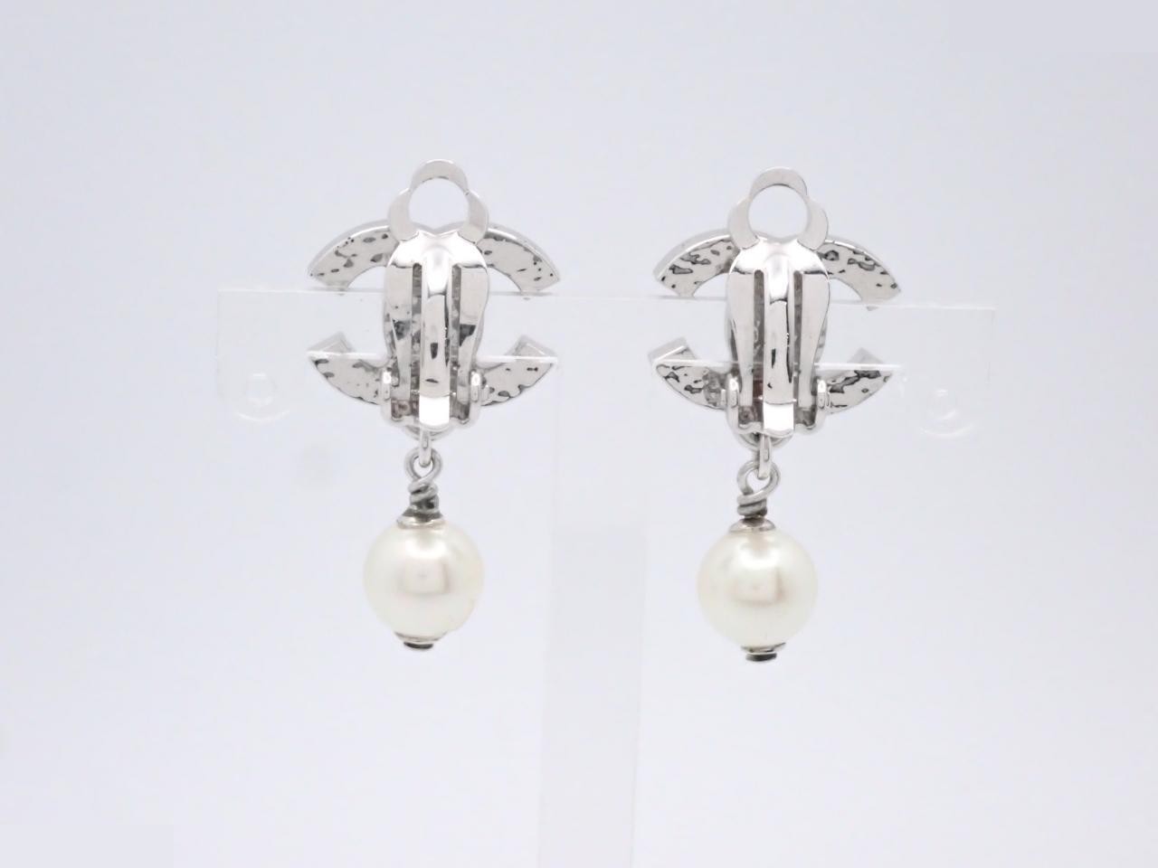 Earrings with Coco Mark design, silver. — view 2
