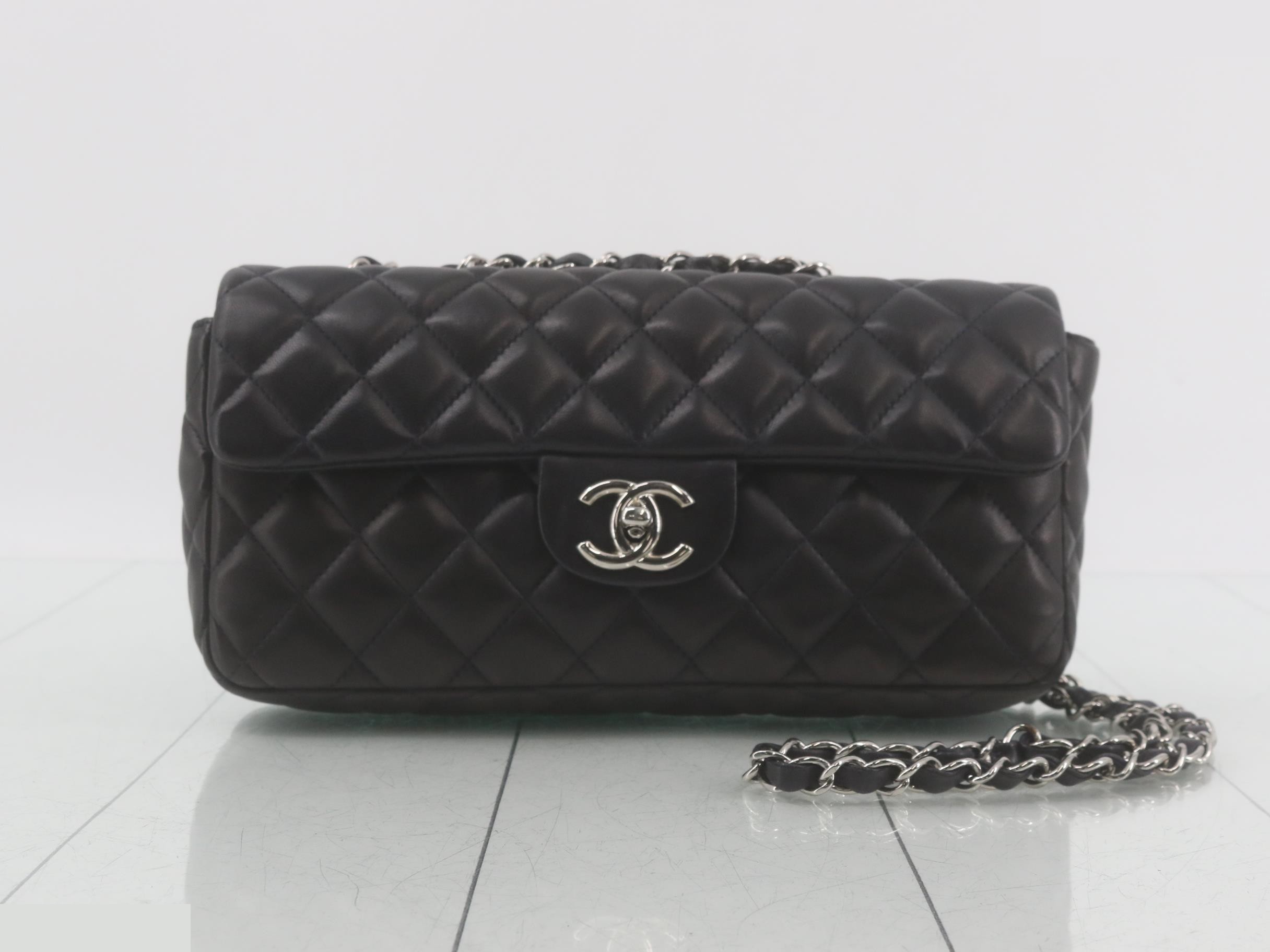 Matelassé 25 Lambskin Shoulder Bag
