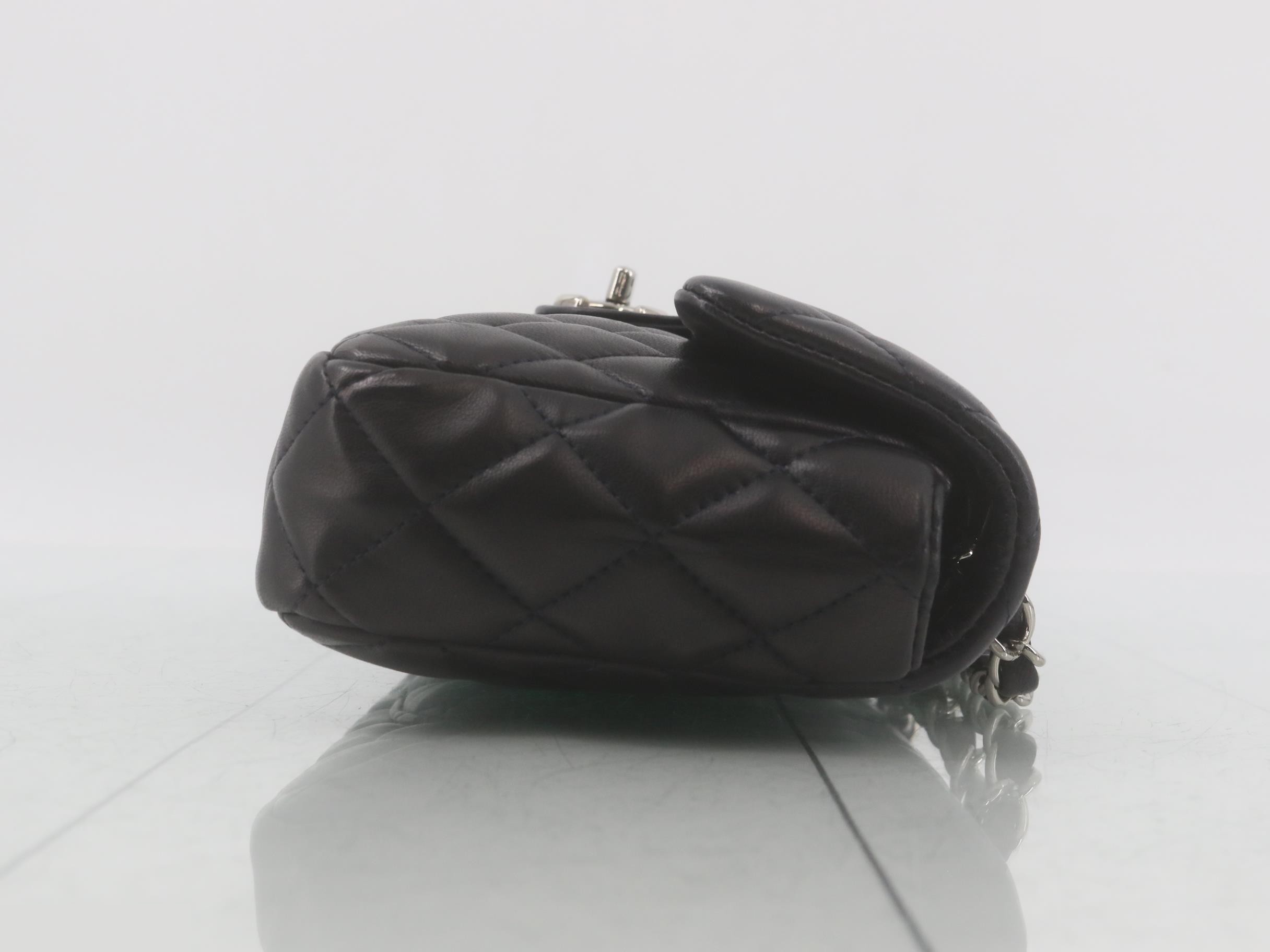 Matelassé 25 Lambskin Shoulder Bag — view 3