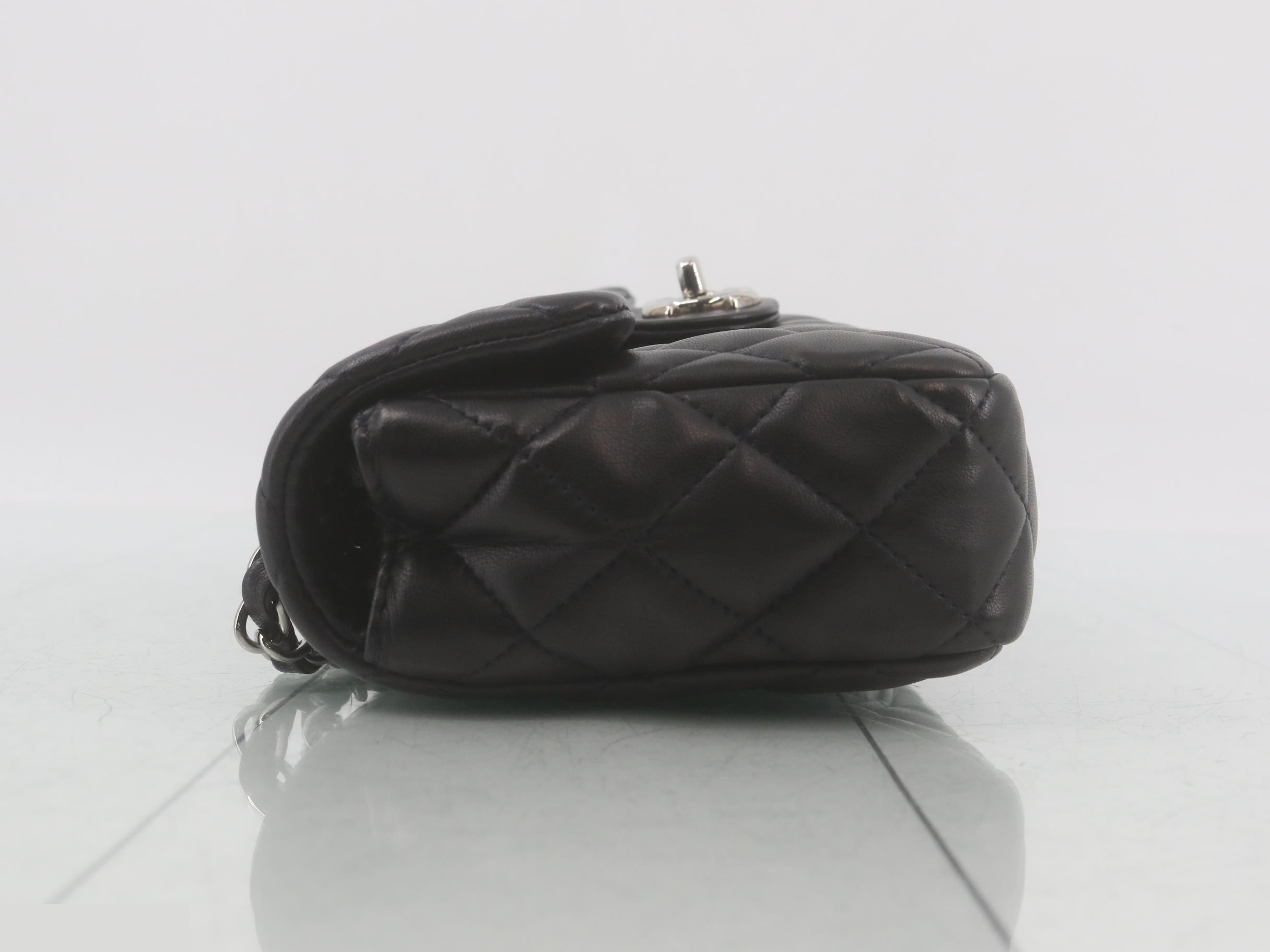 Matelassé 25 Lambskin Shoulder Bag — view 4