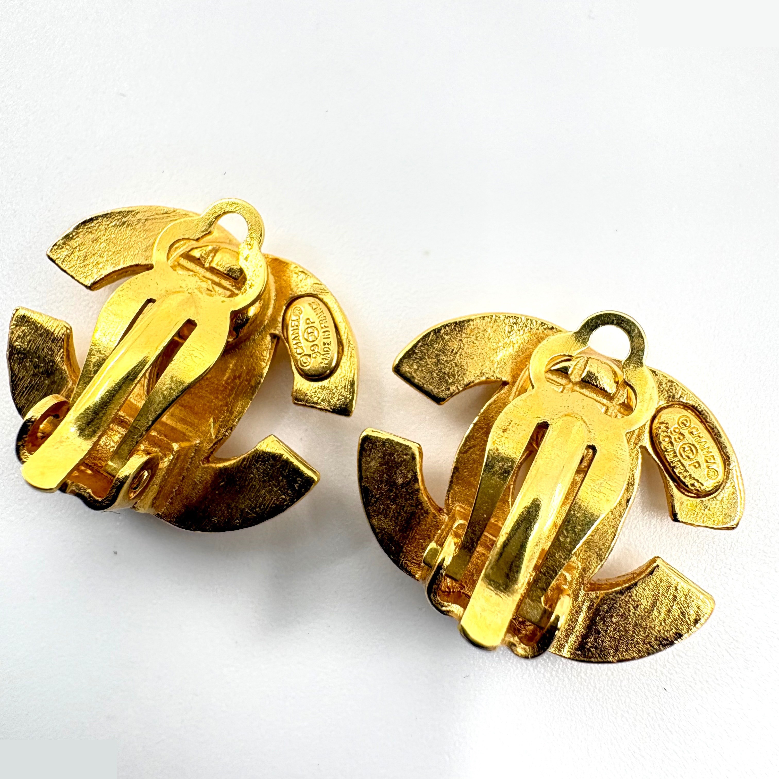 Coco Mark (Precious Metal) Earrings — view 3
