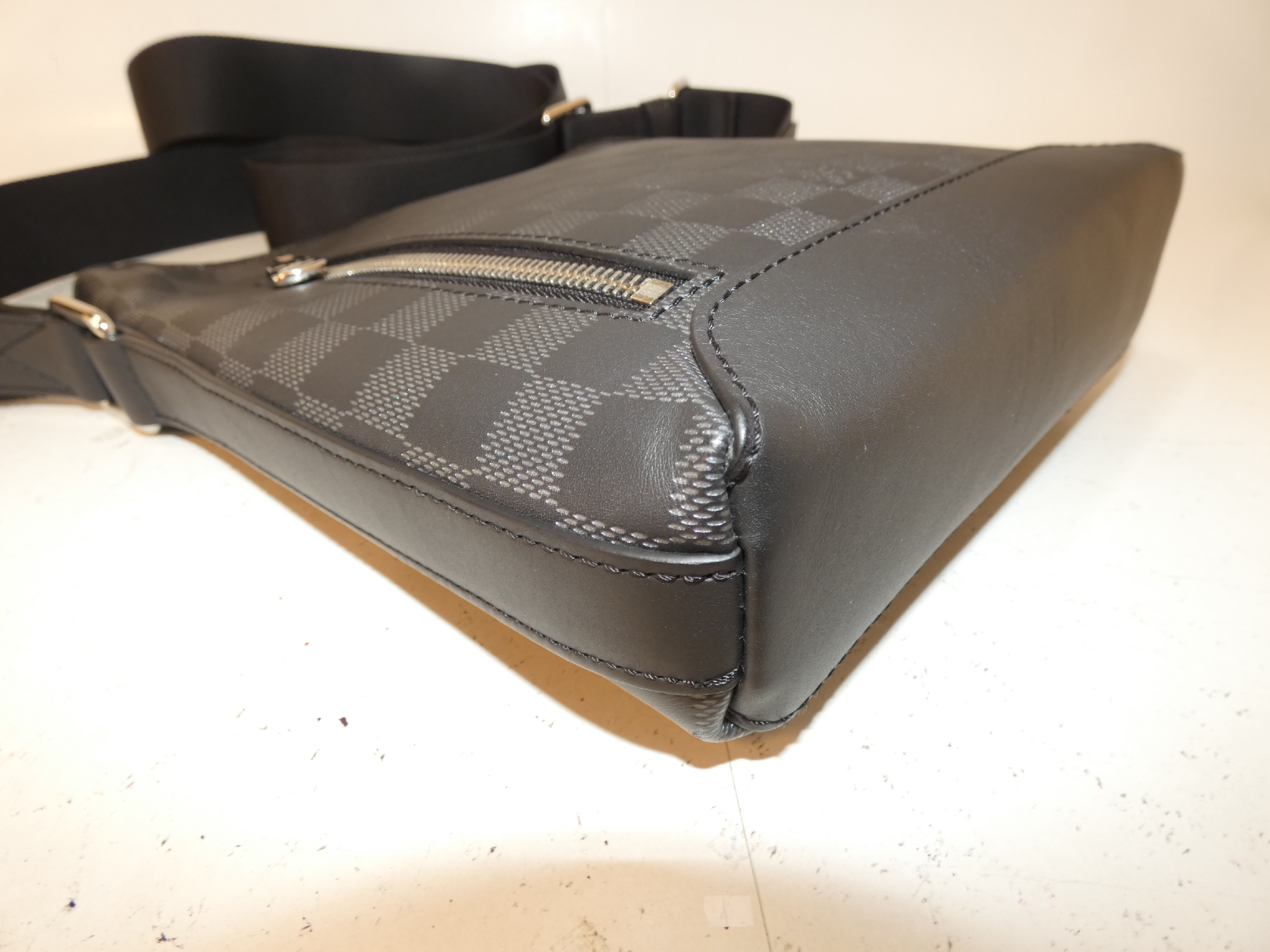 Discovery Messenger PM Damier Infini Shoulder Bag — view 6
