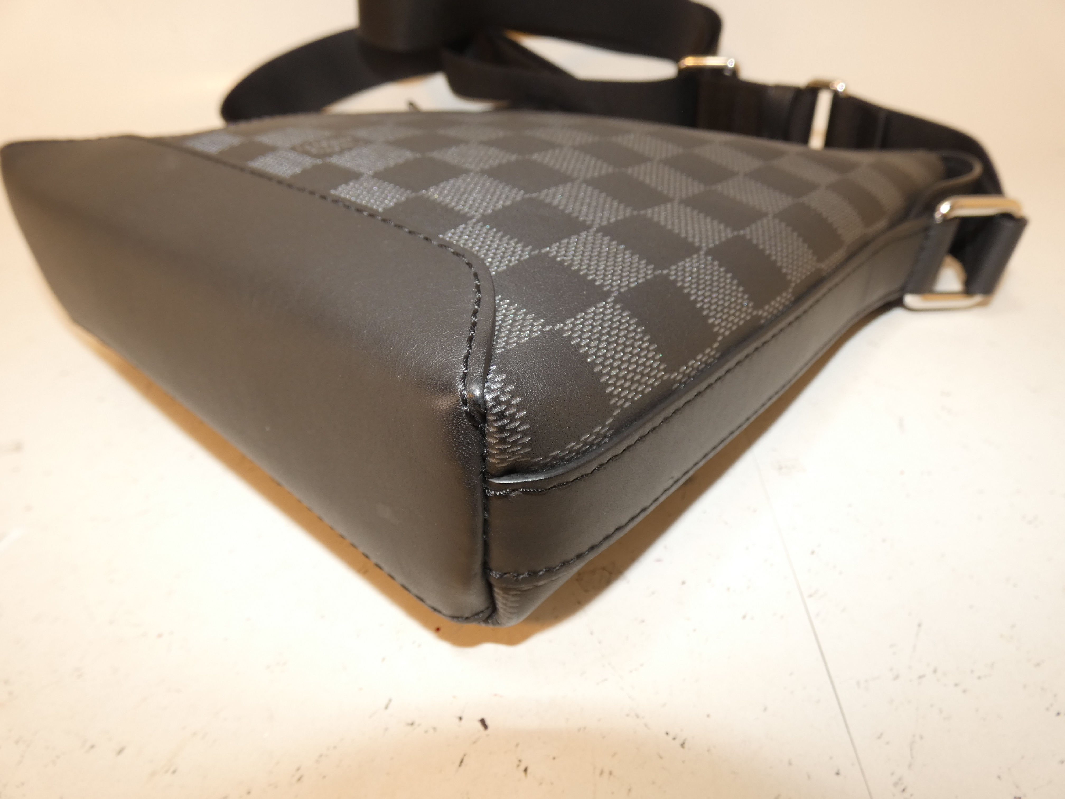 Discovery Messenger PM Damier Infini Shoulder Bag — view 7