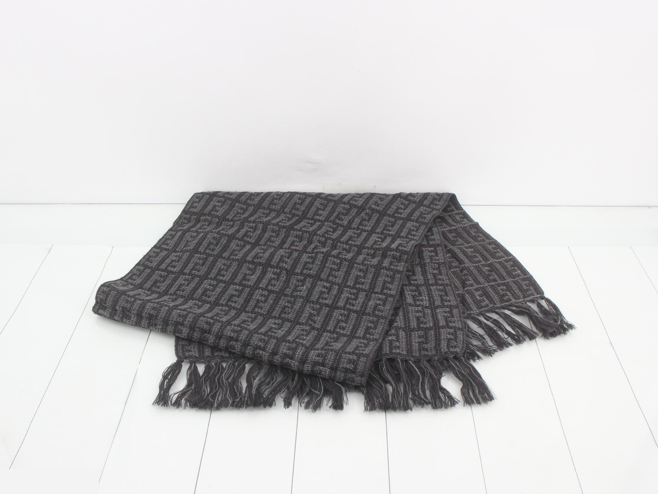 Zucca Scarf, Black/Gray — view 3