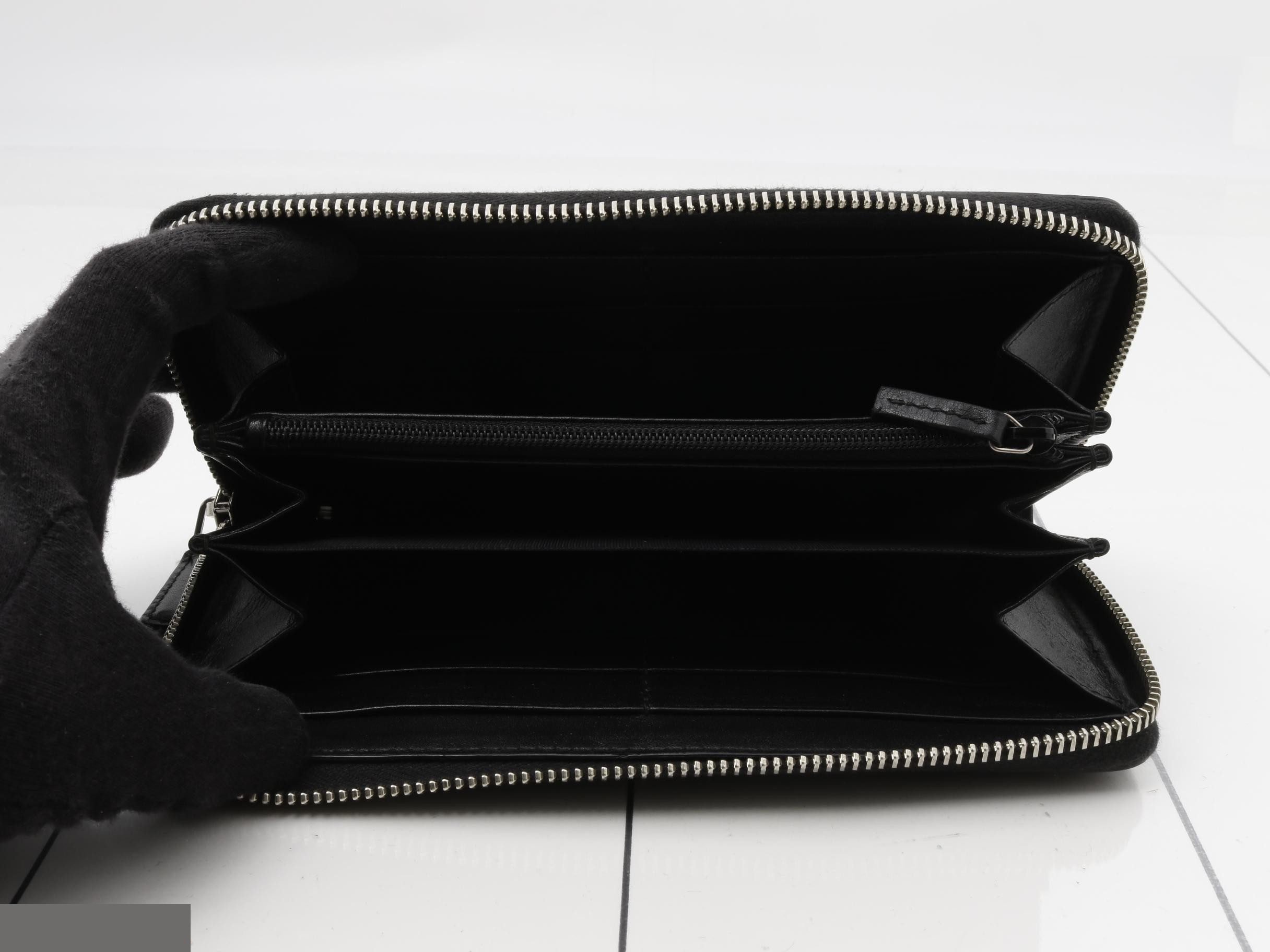 Guccissima Leather LA Round Zipper Long Wallet — view 4