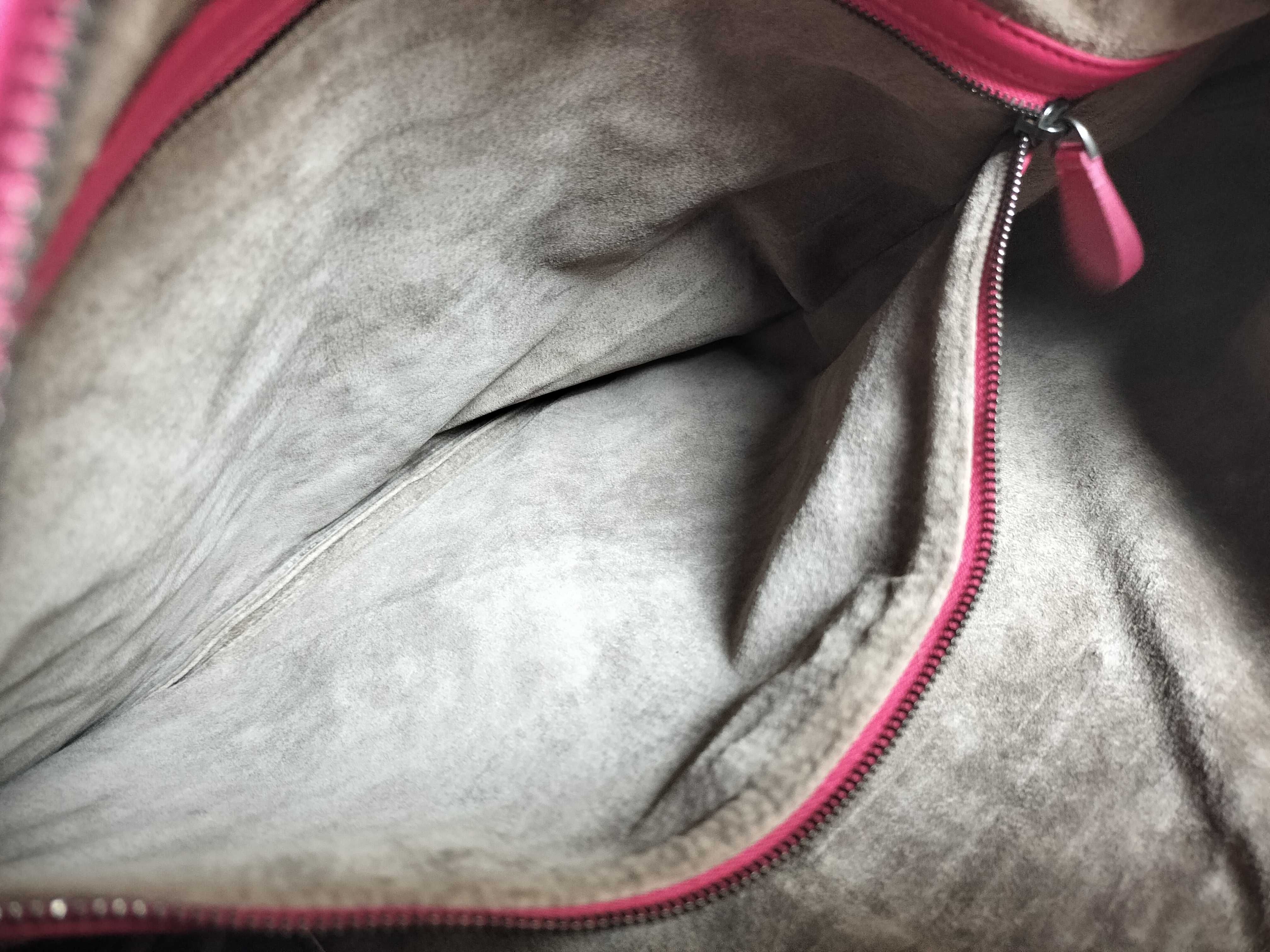 One-Shoulder Hobo Intrecciato Shoulder Bag — view 12