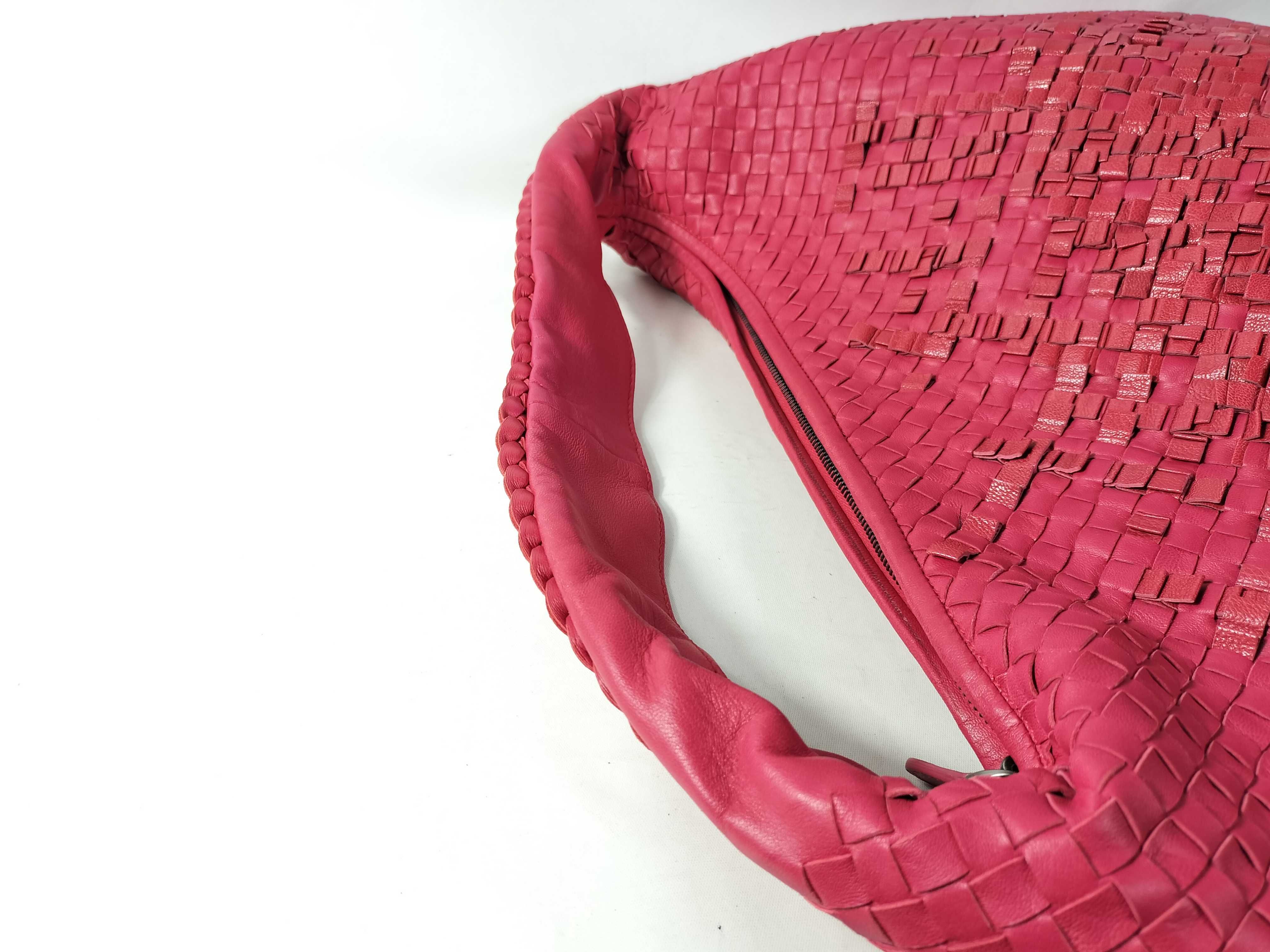 One-Shoulder Hobo Intrecciato Shoulder Bag — view 3