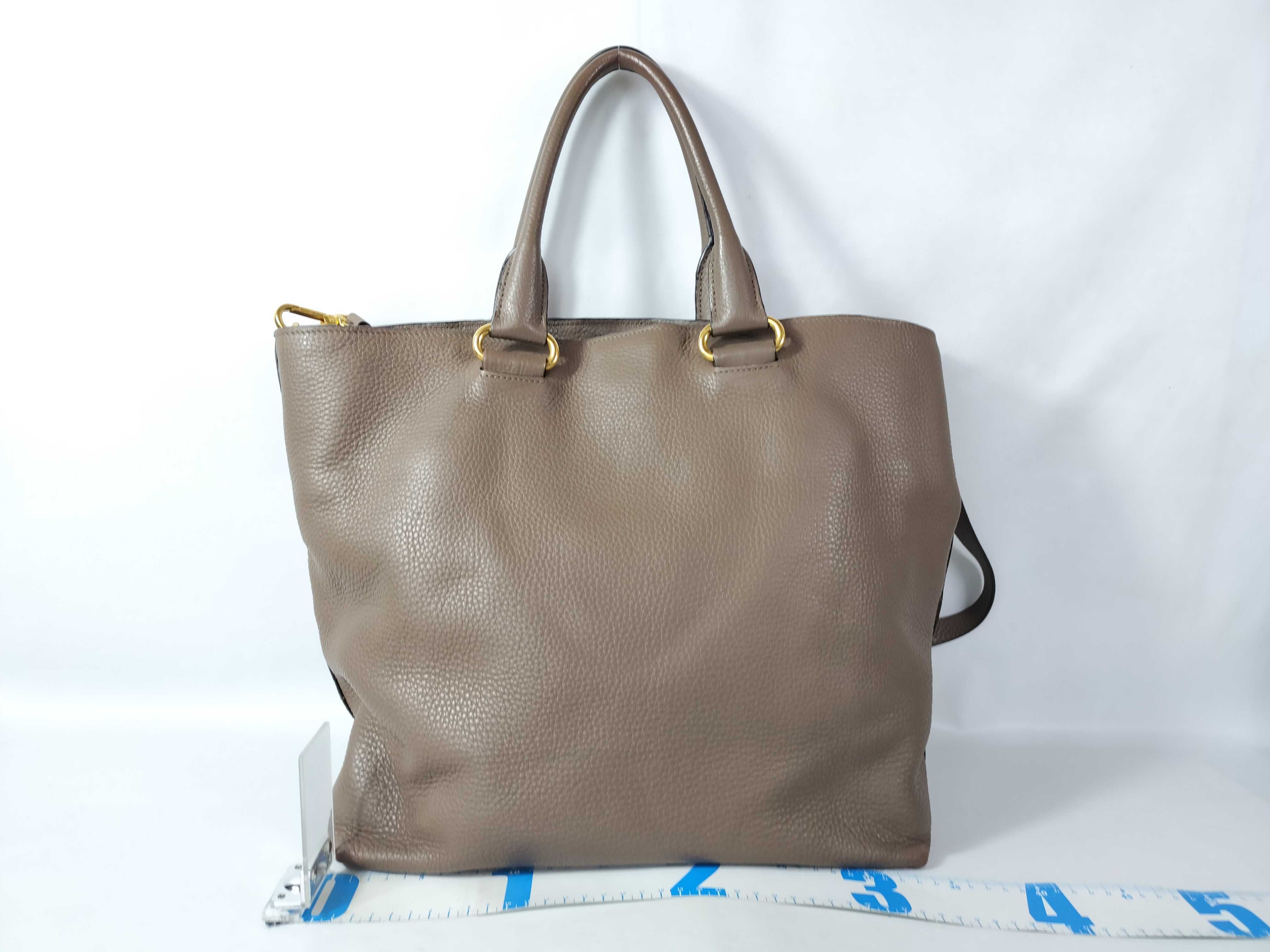 Vitello Daino Zip Bag Tote Bag — view 2