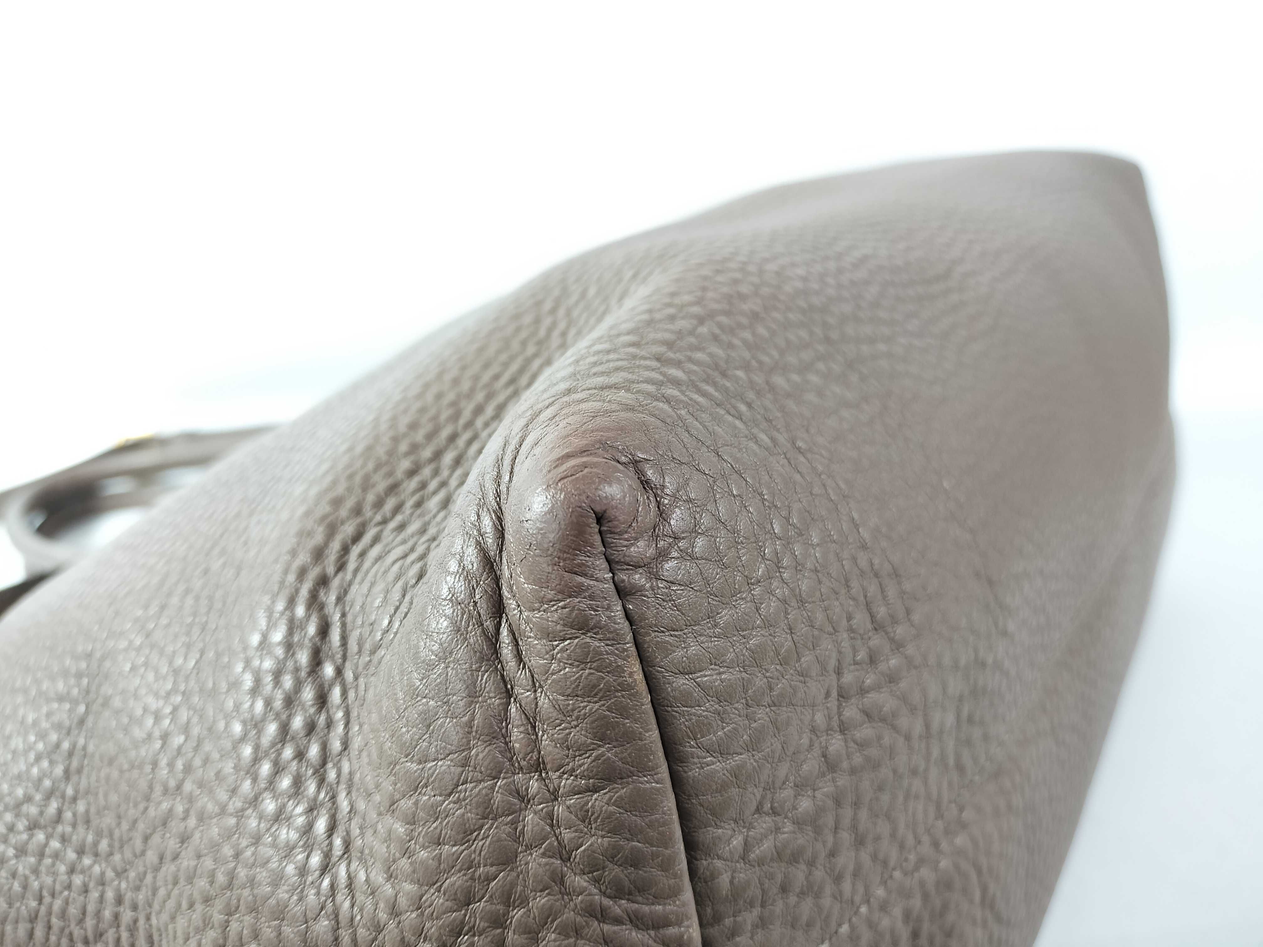 Vitello Daino Zip Bag Tote Bag — view 6