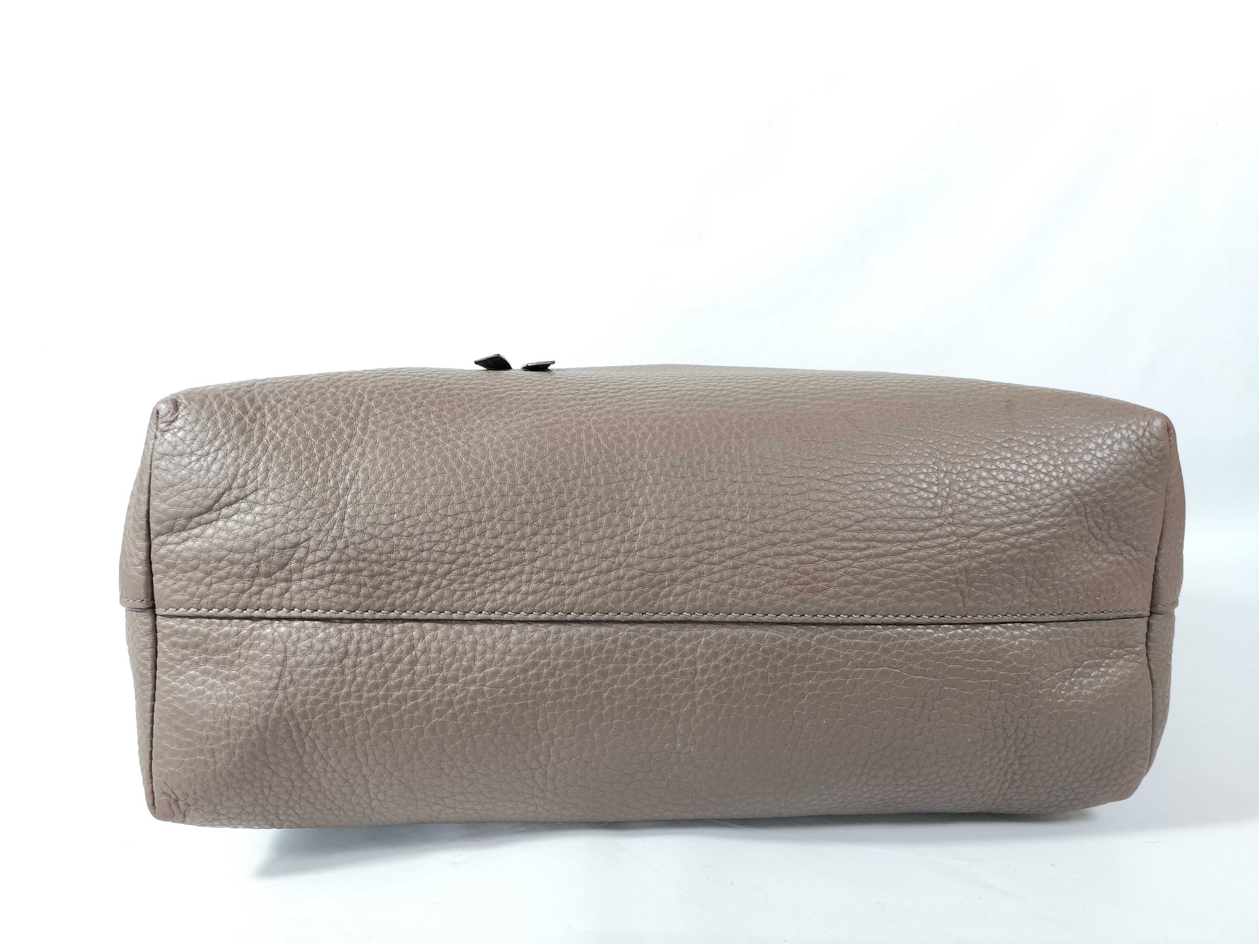 Vitello Daino Zip Bag Tote Bag — view 7