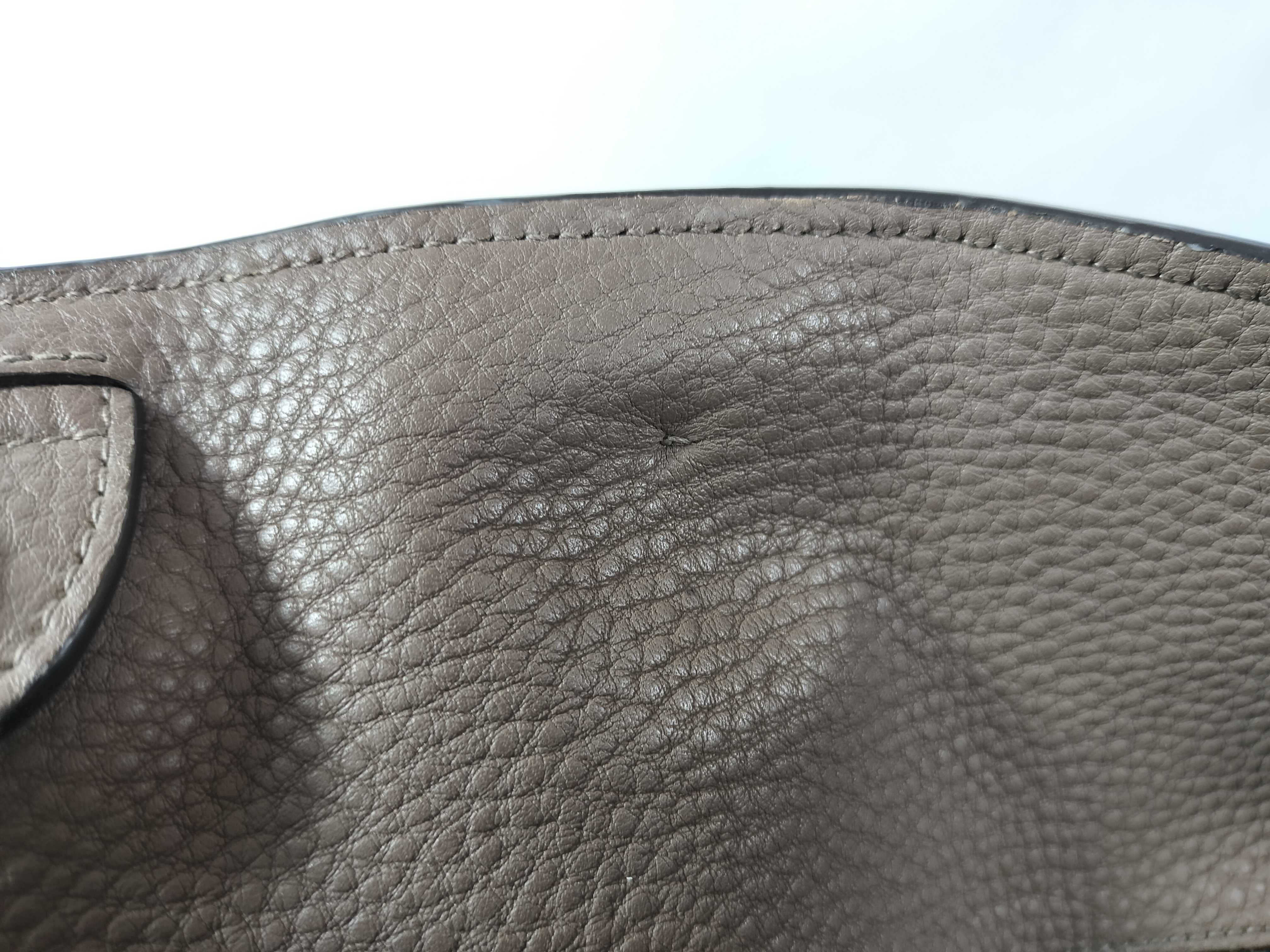 Vitello Daino Zip Bag Tote Bag — view 9