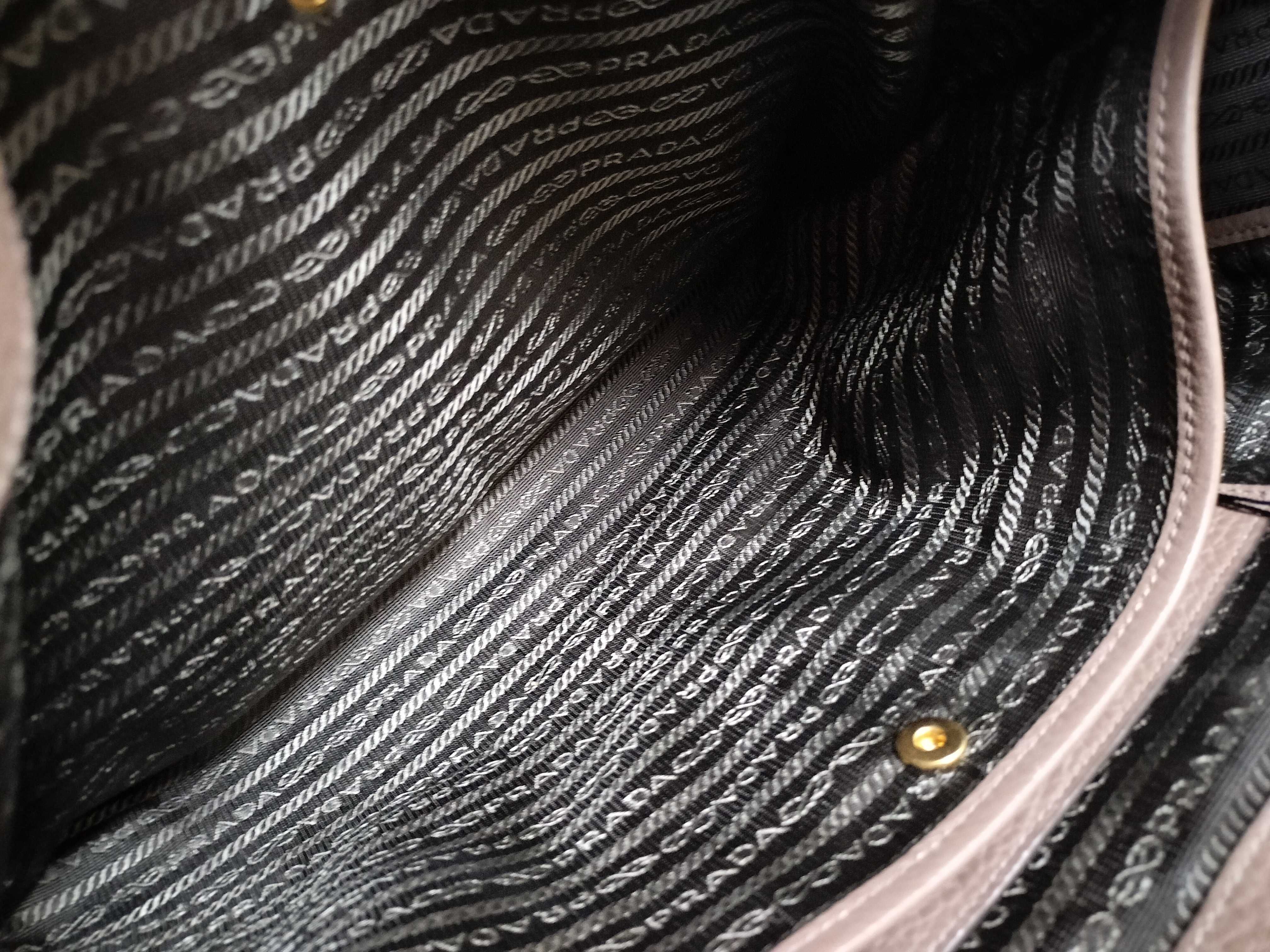 Vitello Daino Zip Bag Tote Bag — view 10