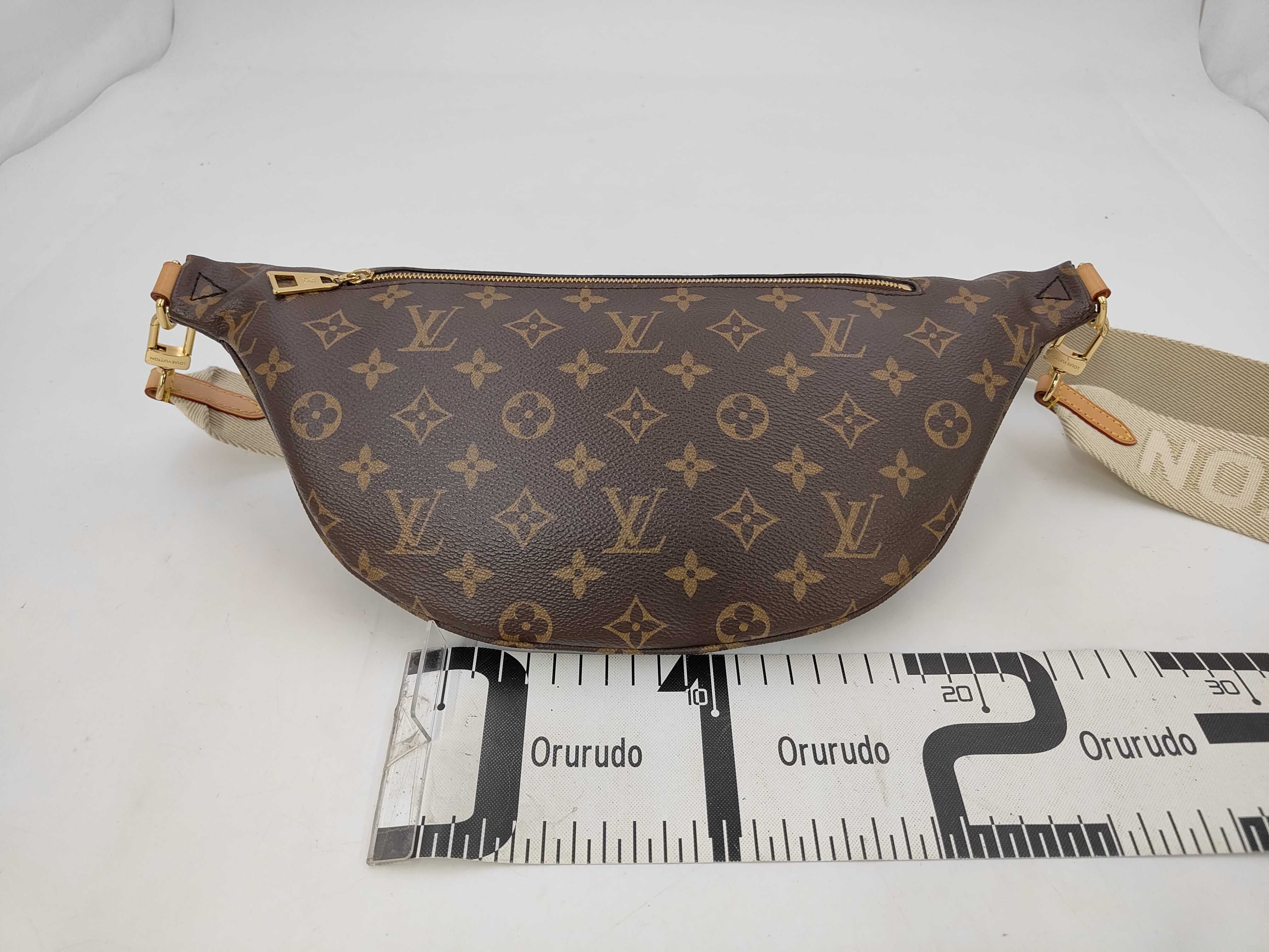 High-Rise Monogram M46784 Waist Bag — view 2