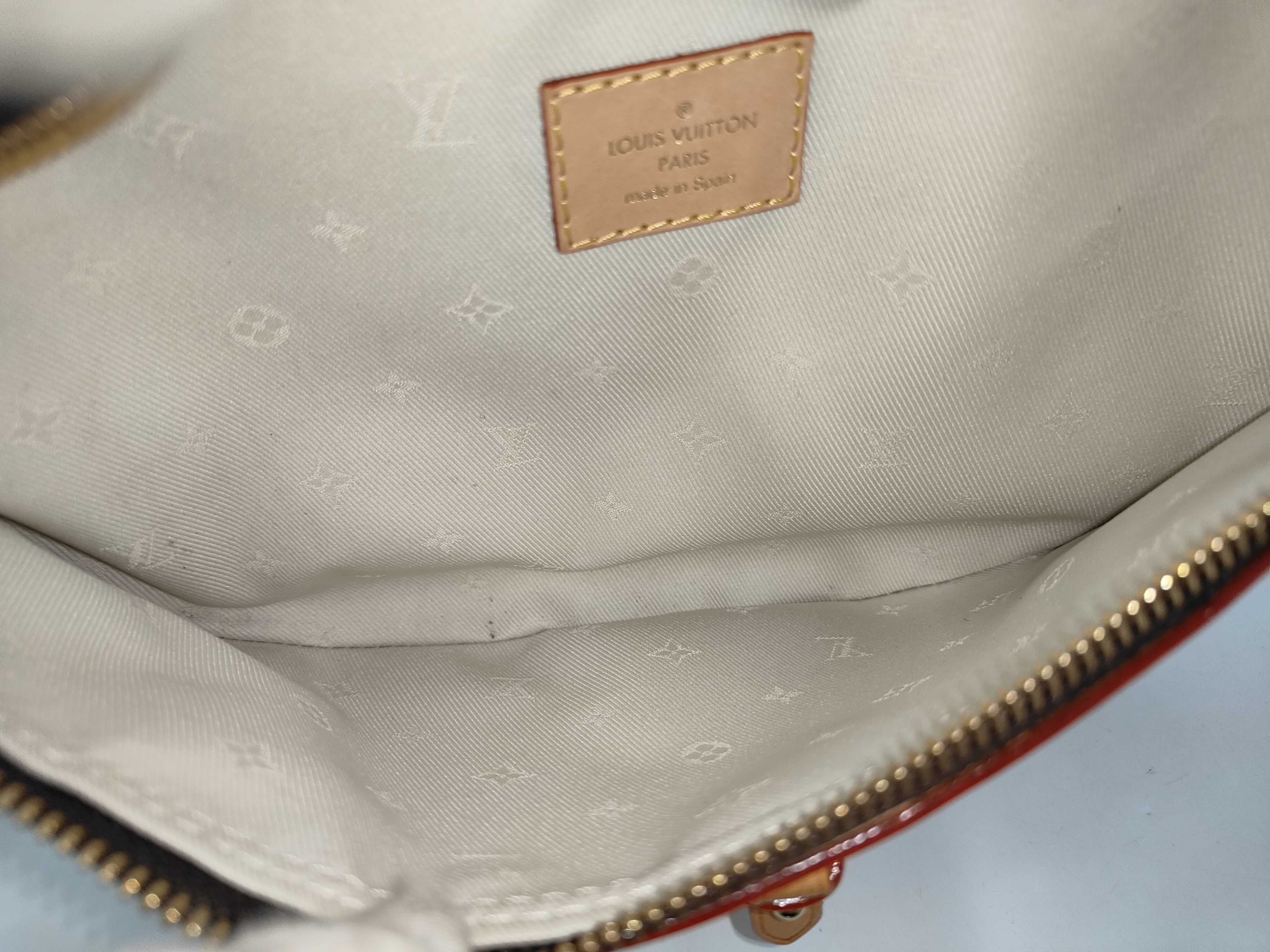 High-Rise Monogram M46784 Waist Bag — view 8