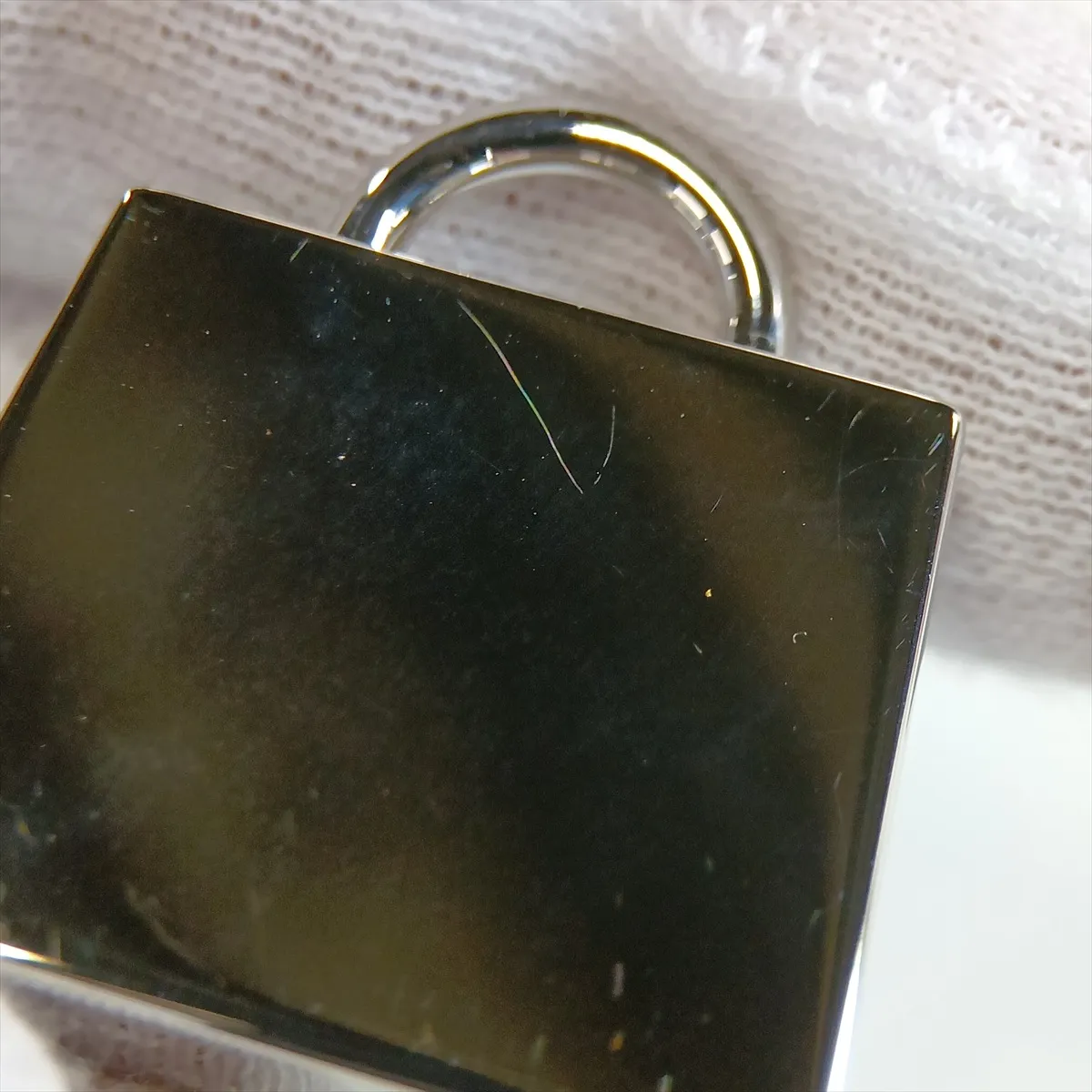 Curiosité Kelly GD1211 charm, metal, silver x blue, some wear and tarnishing. — view 4