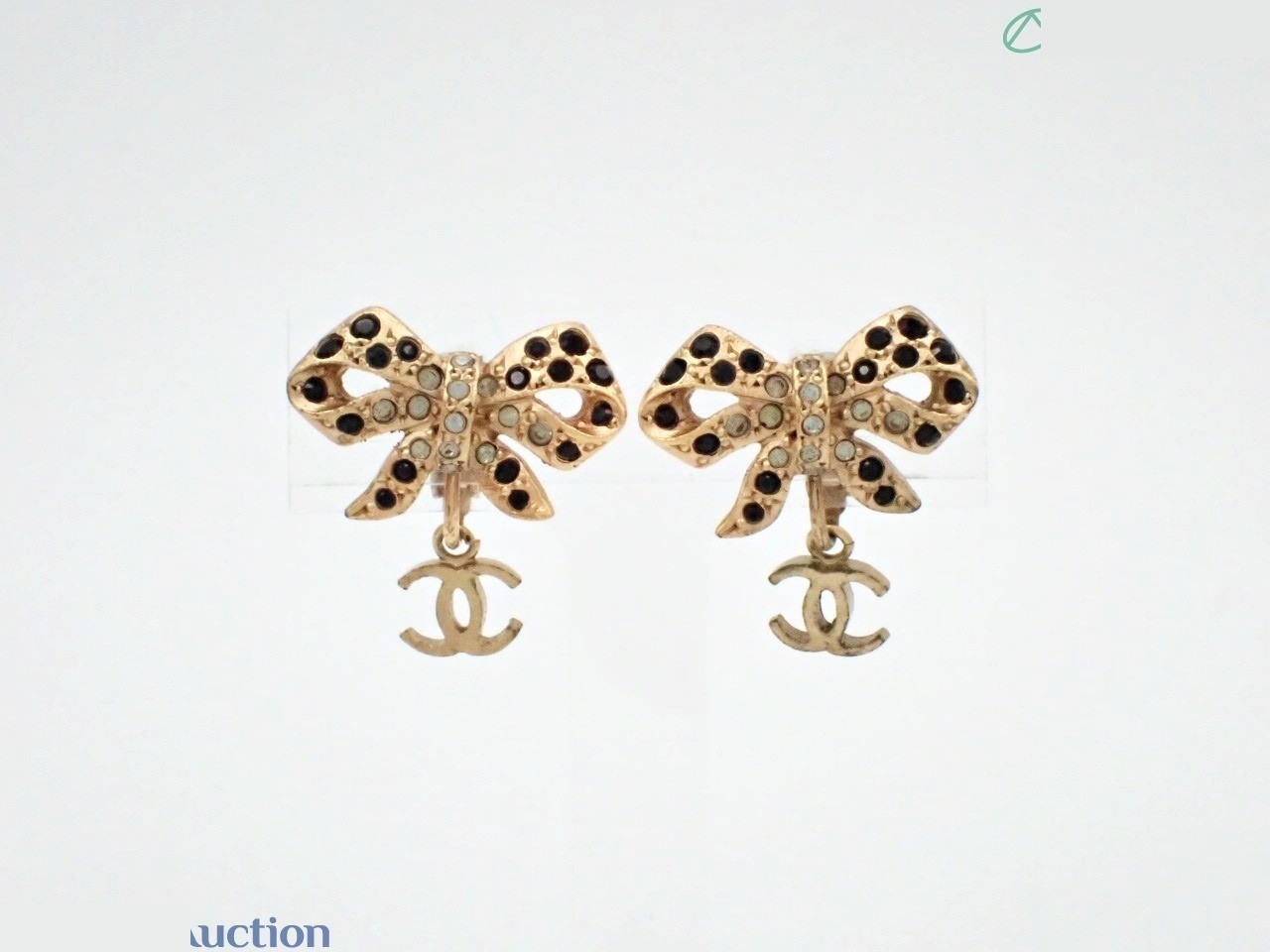 03P Ribbon Earrings