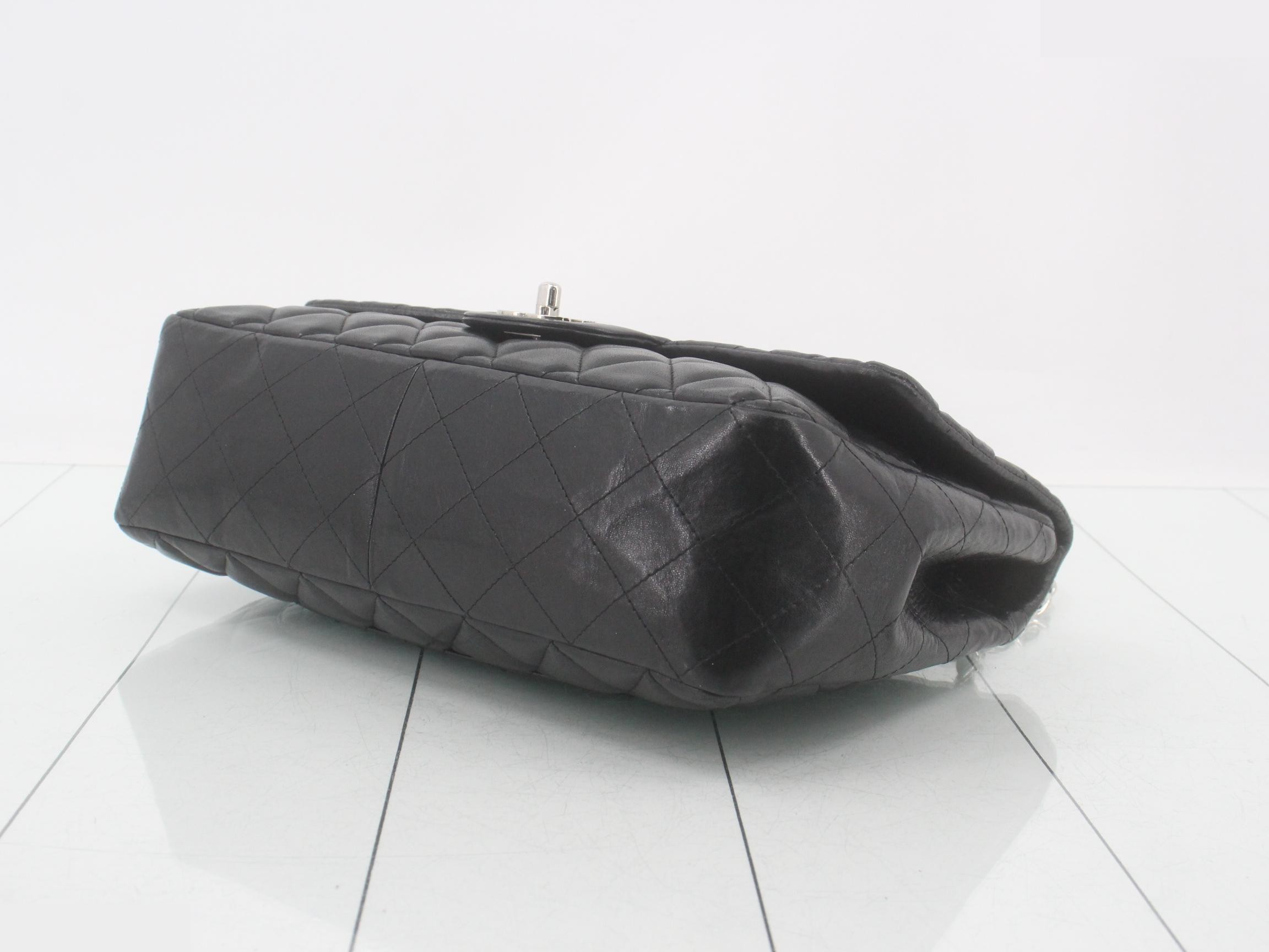 Matelassé Chain Shoulder Bag — view 6