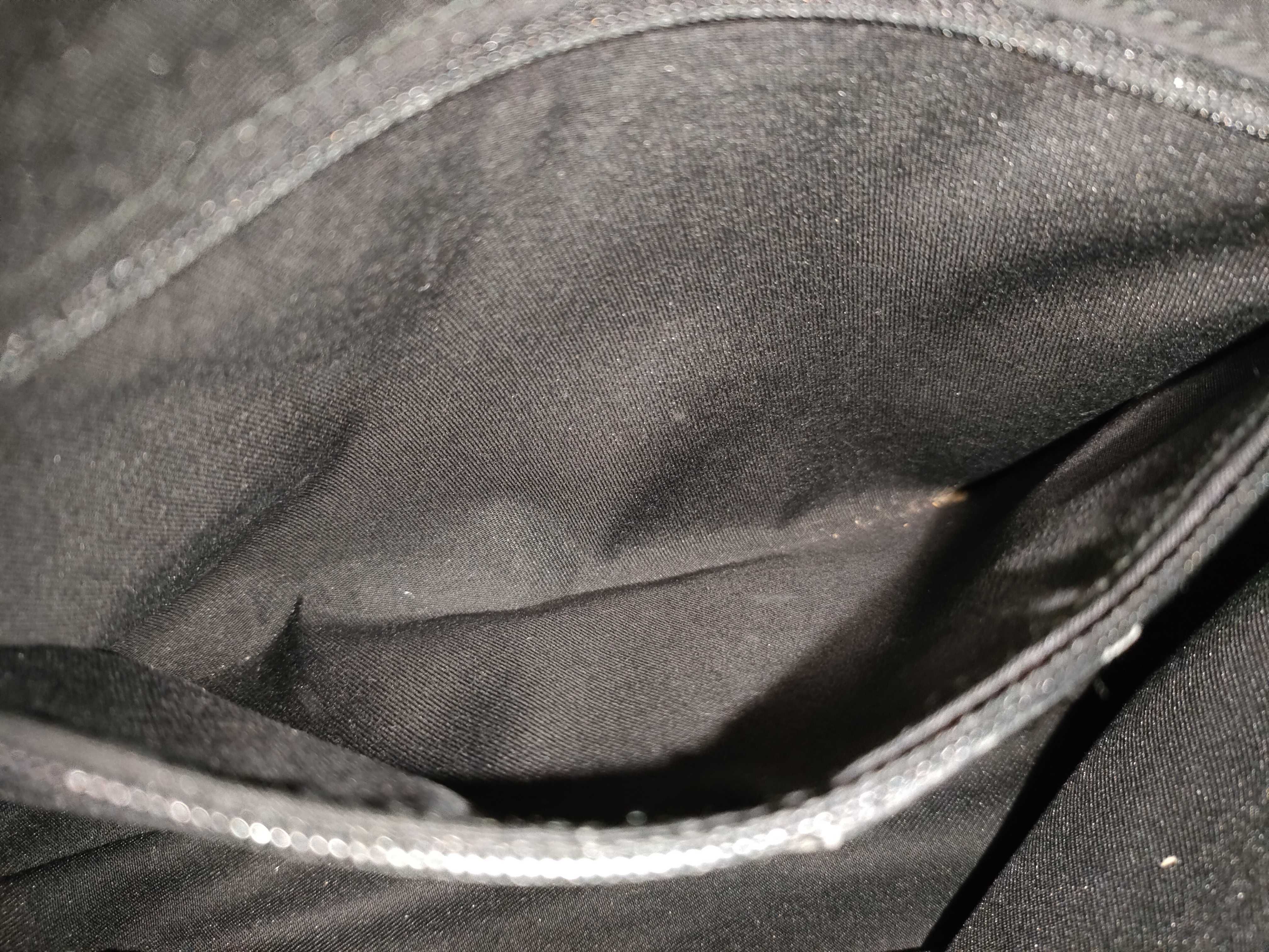 GG Canvas Abbey One-Shoulder Bag — view 11