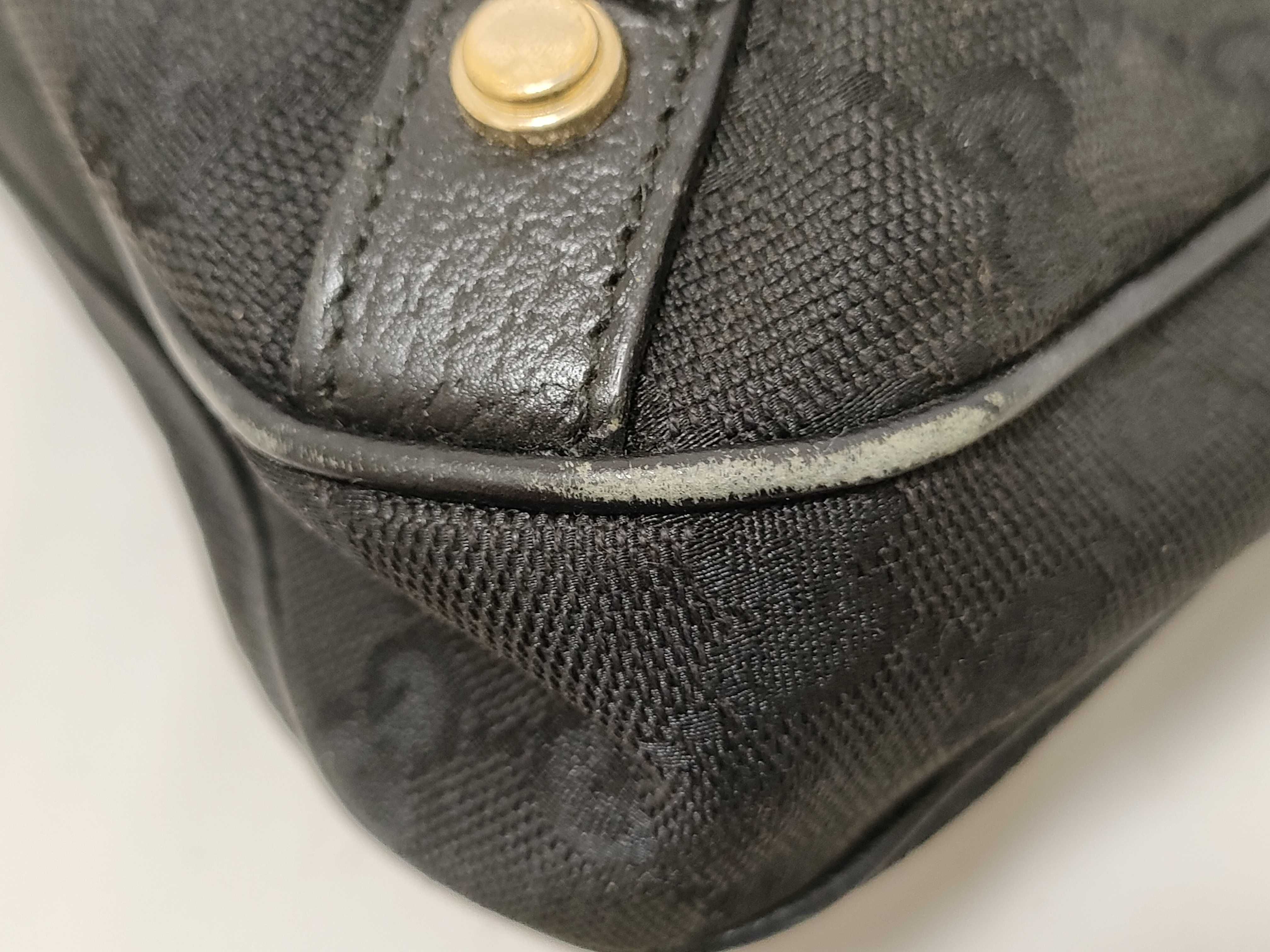 GG Canvas Abbey One-Shoulder Bag — view 7