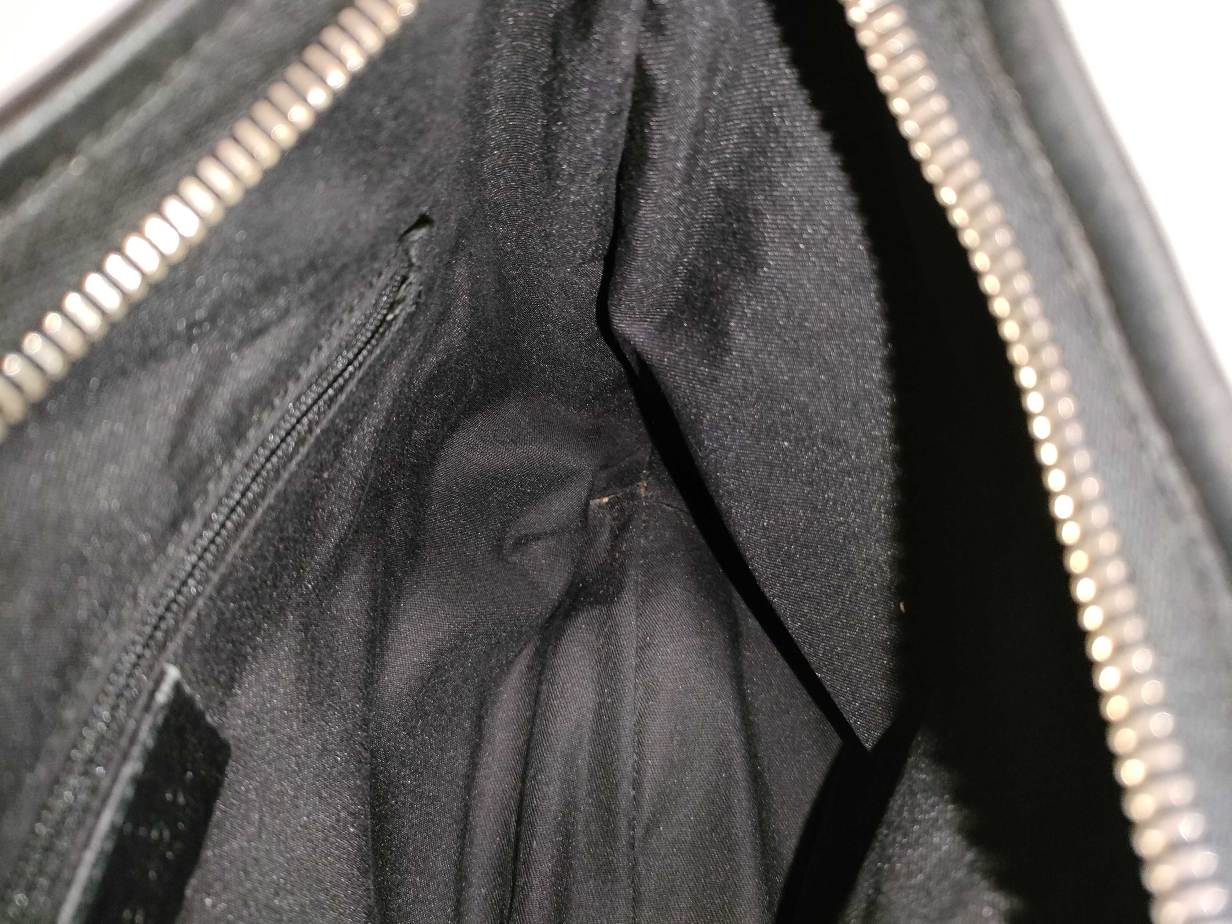 GG Canvas Abbey One-Shoulder Bag — view 9