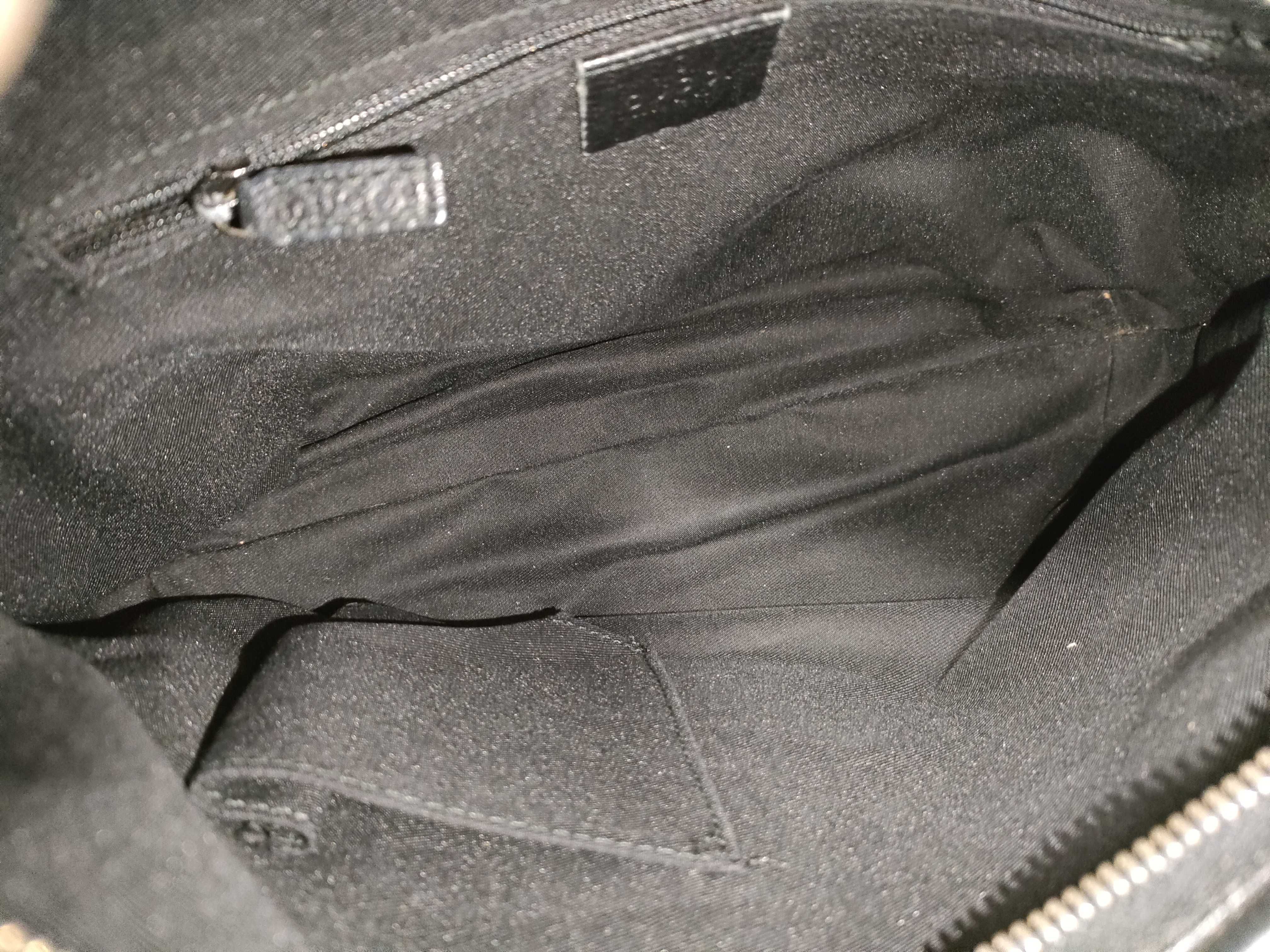 GG Canvas Abbey One-Shoulder Bag — view 10