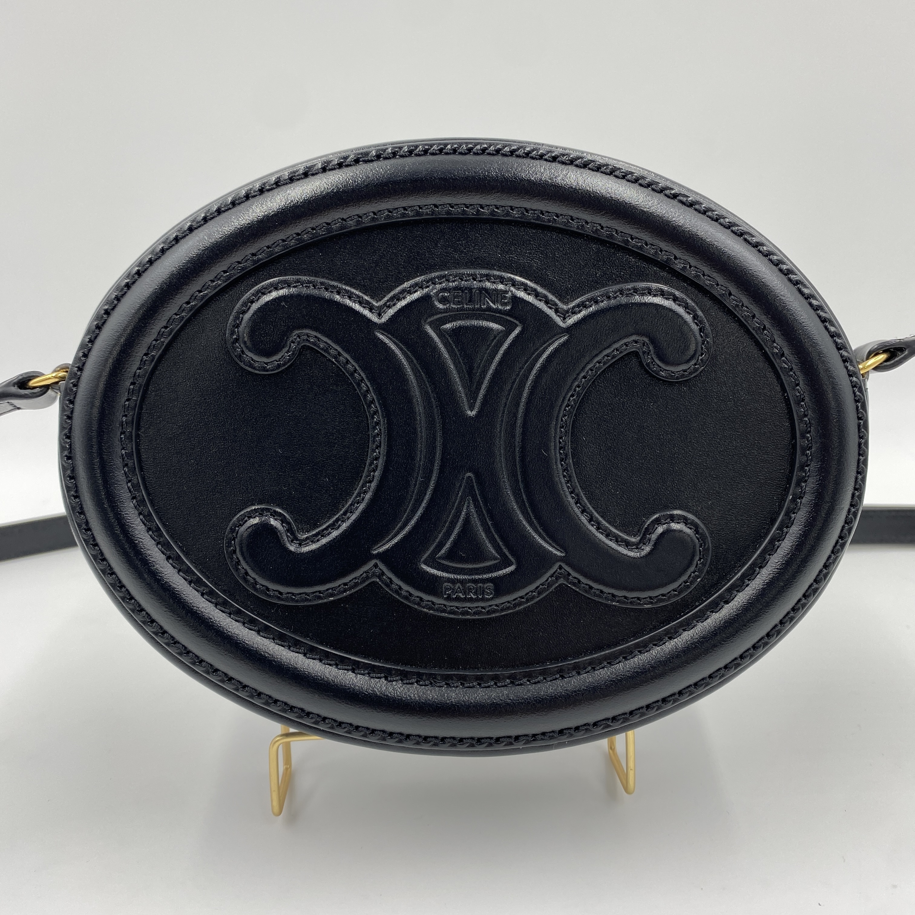 Oval Purse Cuir Triomphe Leather Shoulder Bag — view 3