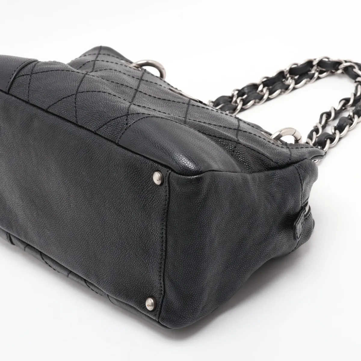 Matelassé Caviar Skin Chain Shoulder Bag, Black with Silver Hardware, 10827043 (Serial Number in the 10s) — view 3