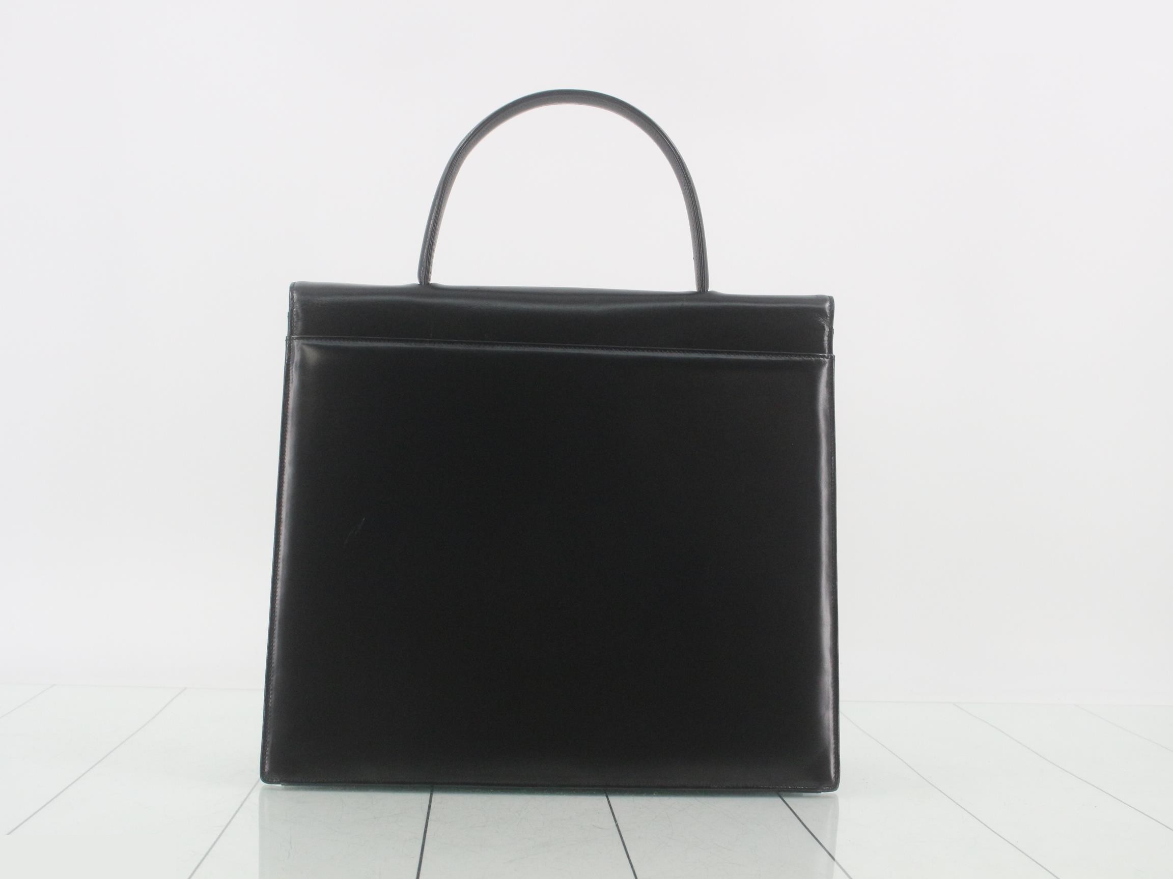 handbag — view 2