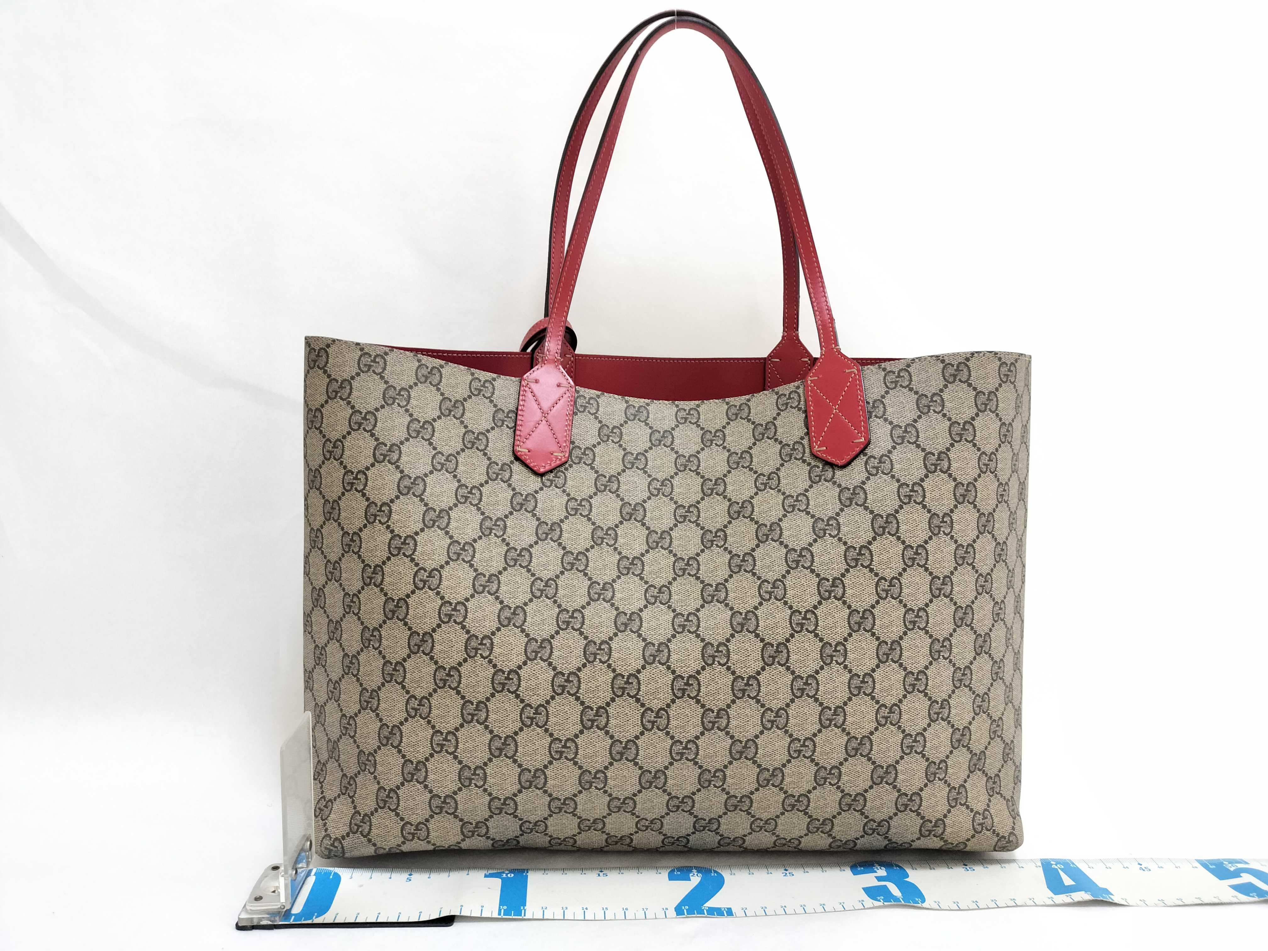 GG Supreme Gucci Tote GG Supreme Tote Bag — view 2