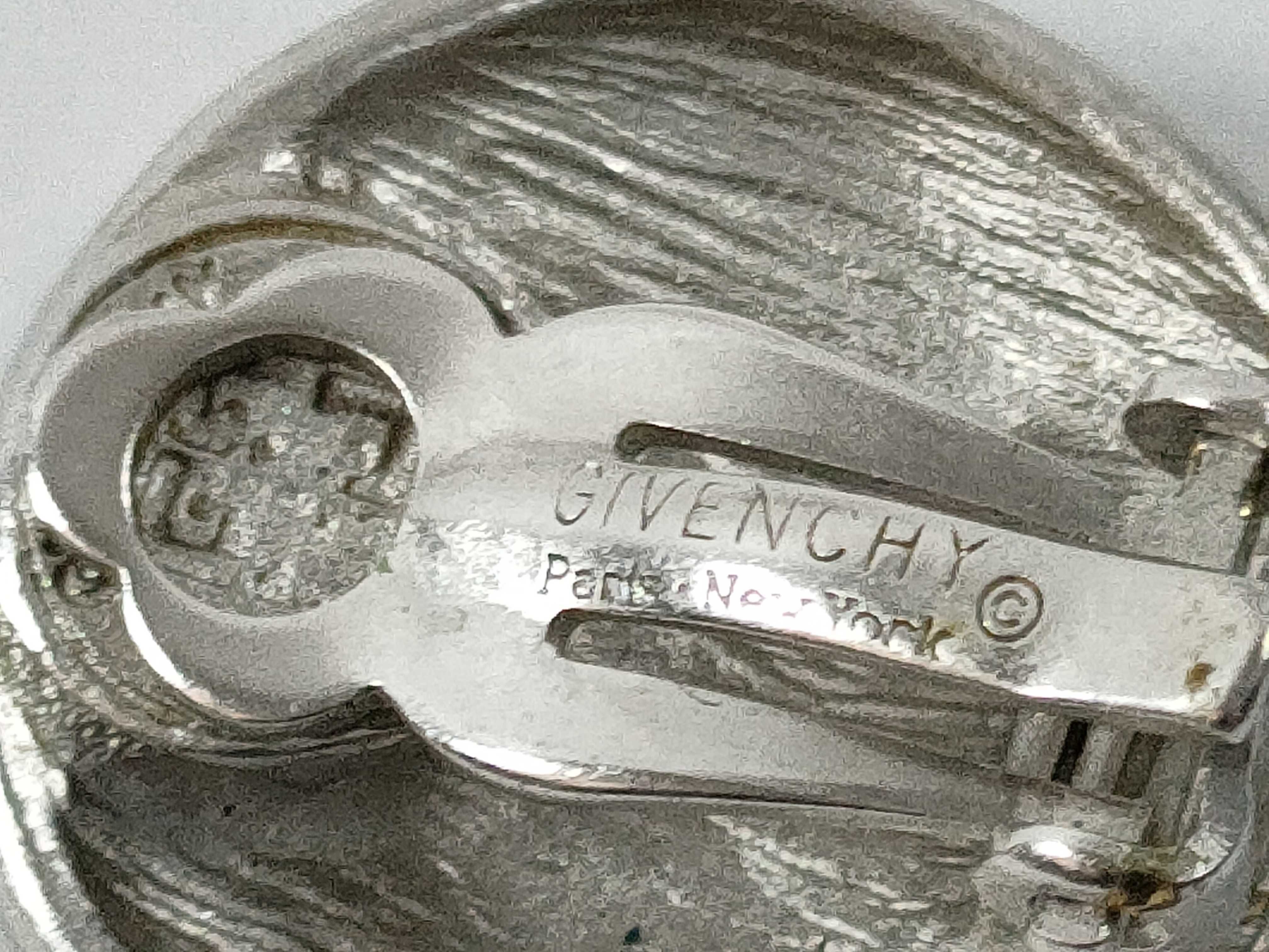 4G Logo Circle Silver Earrings — view 4