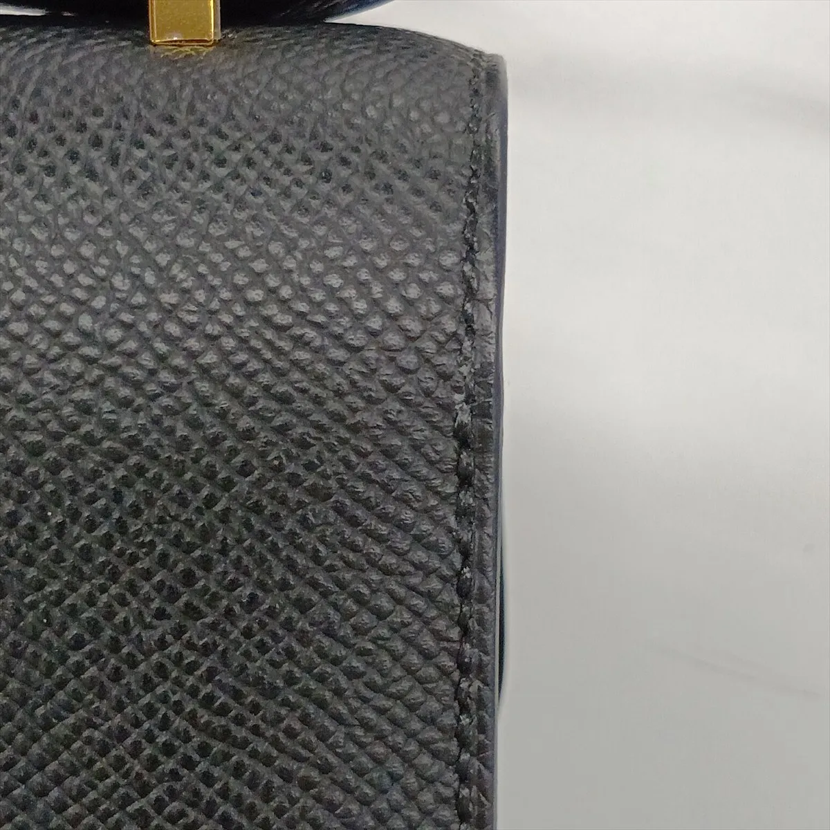 [Individually packaged] Hermes Constance 3 Mini 18 Miroir Veau Epsom Black Gold Hardware G:2026 Model with Mirror — view 13