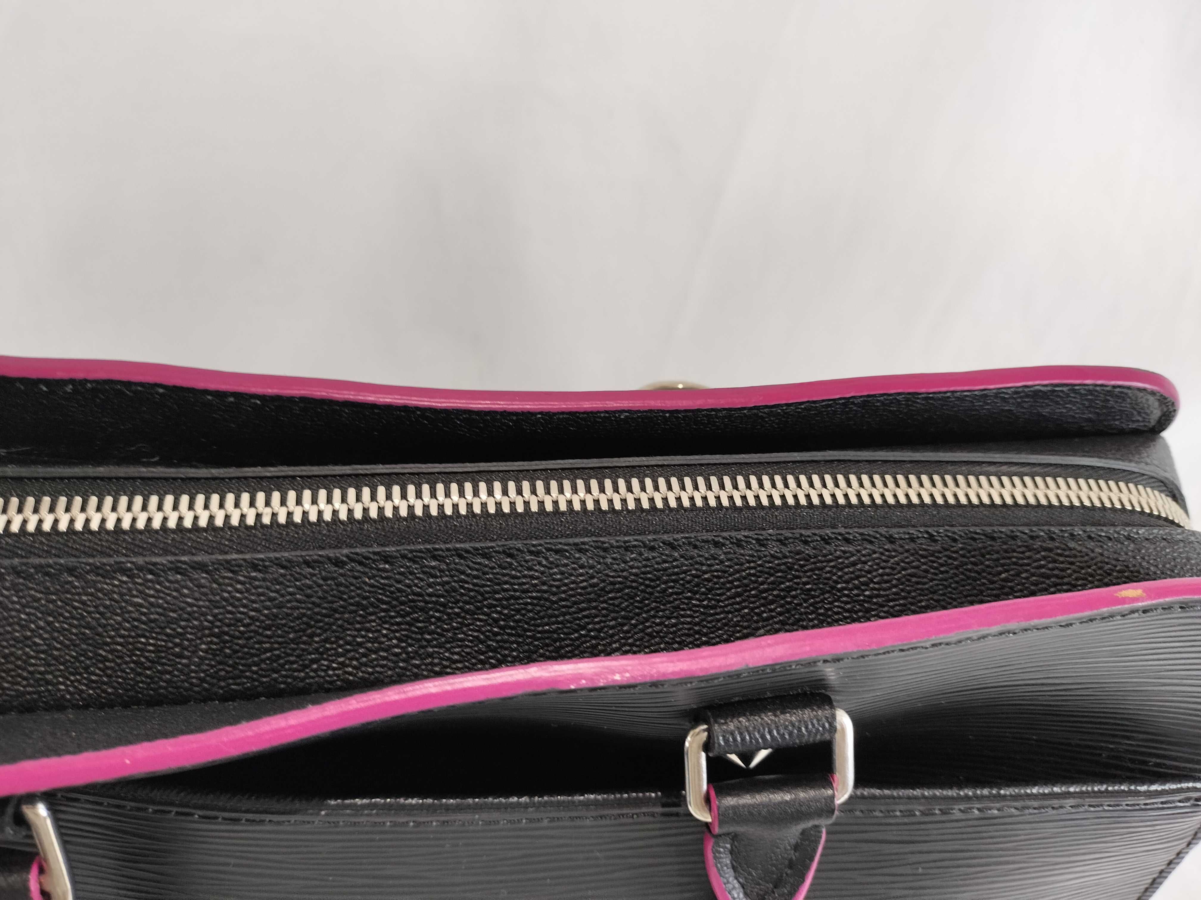 Epi M54149 Epi Black Vanneau GM Noir Handbag with Shoulder Strap — view 8