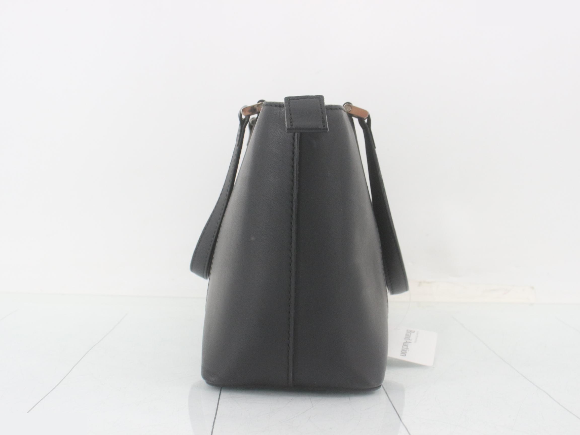 handbag — view 3