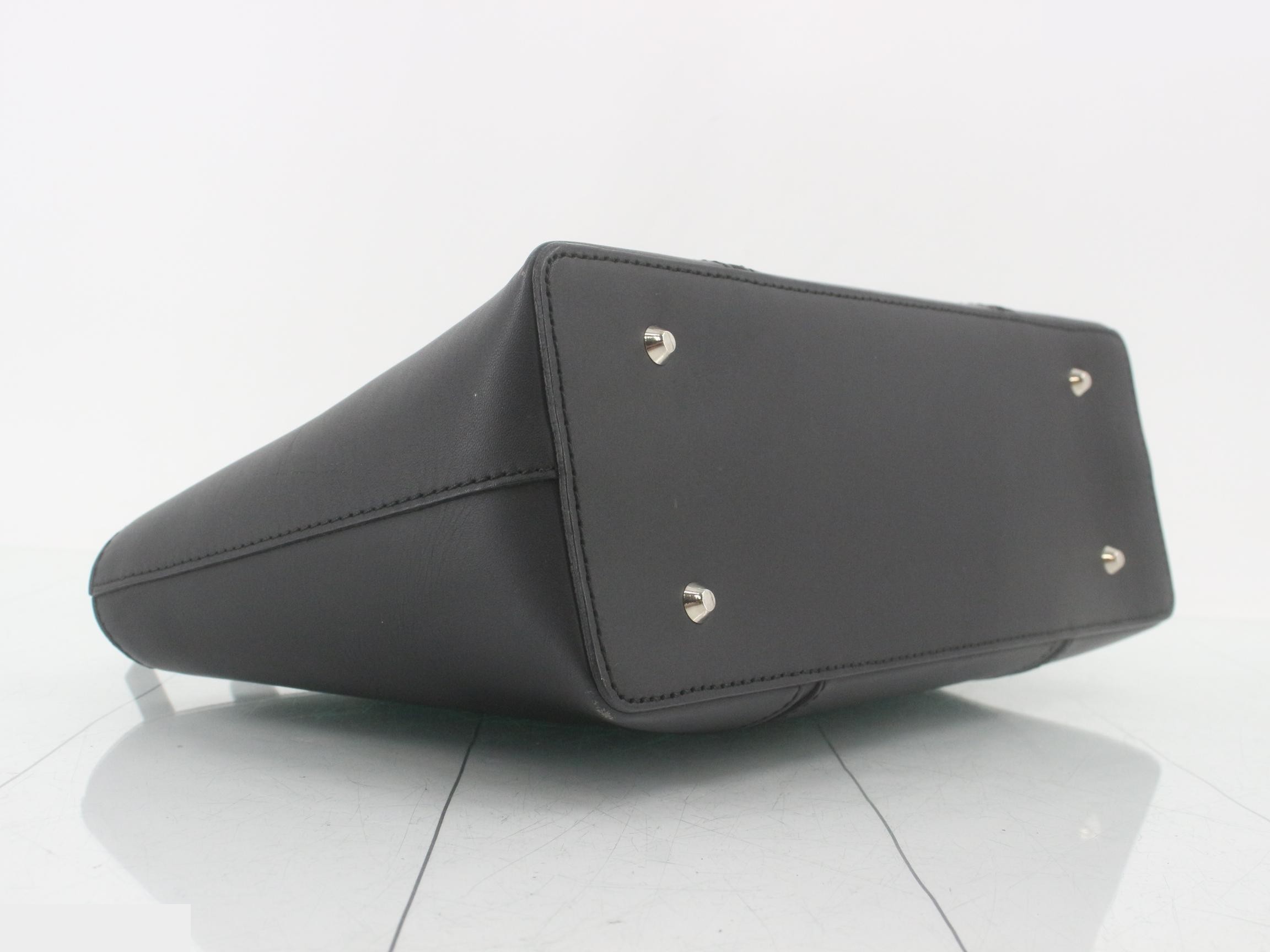 handbag — view 5