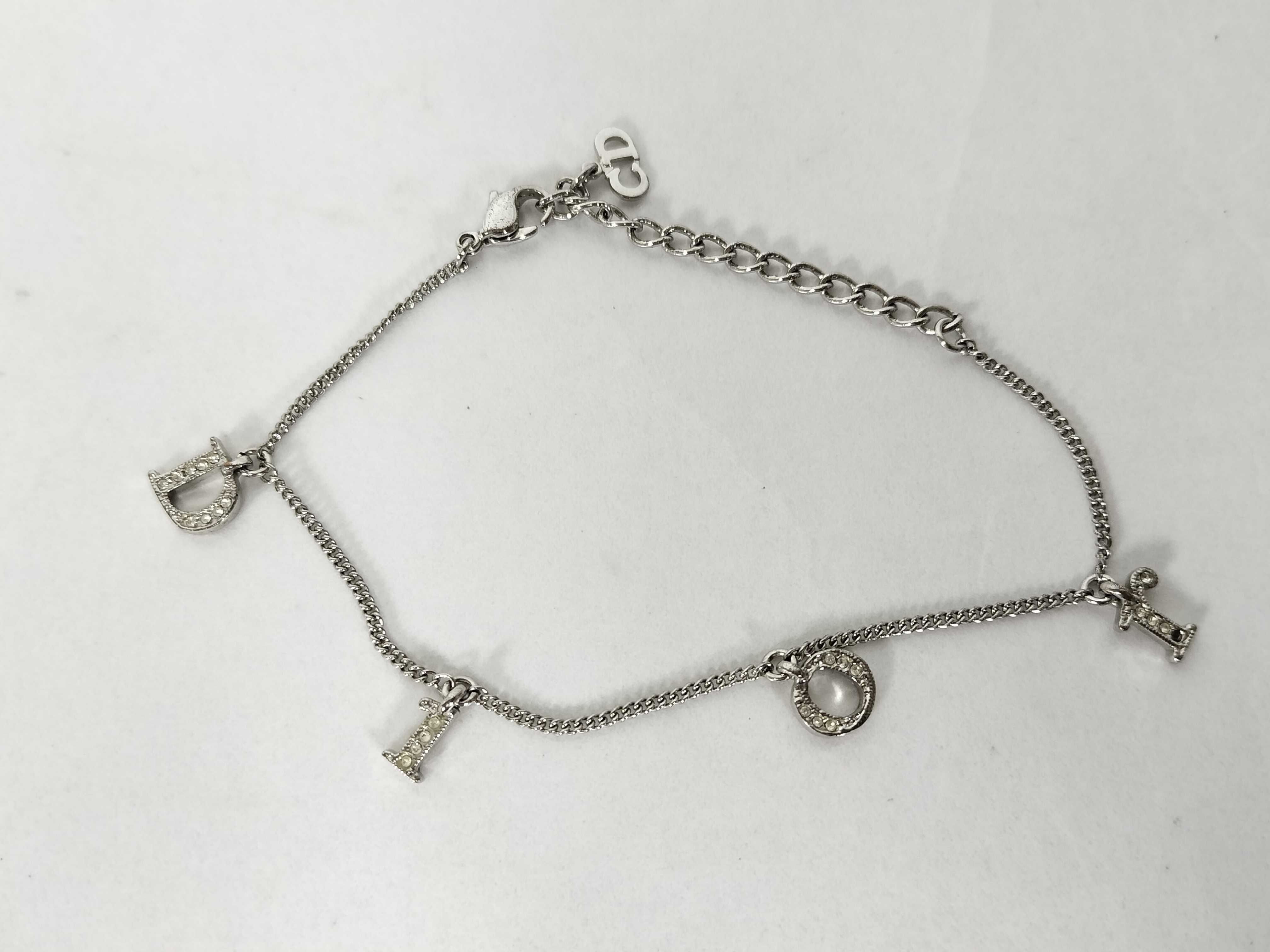 bracelet, bangle
