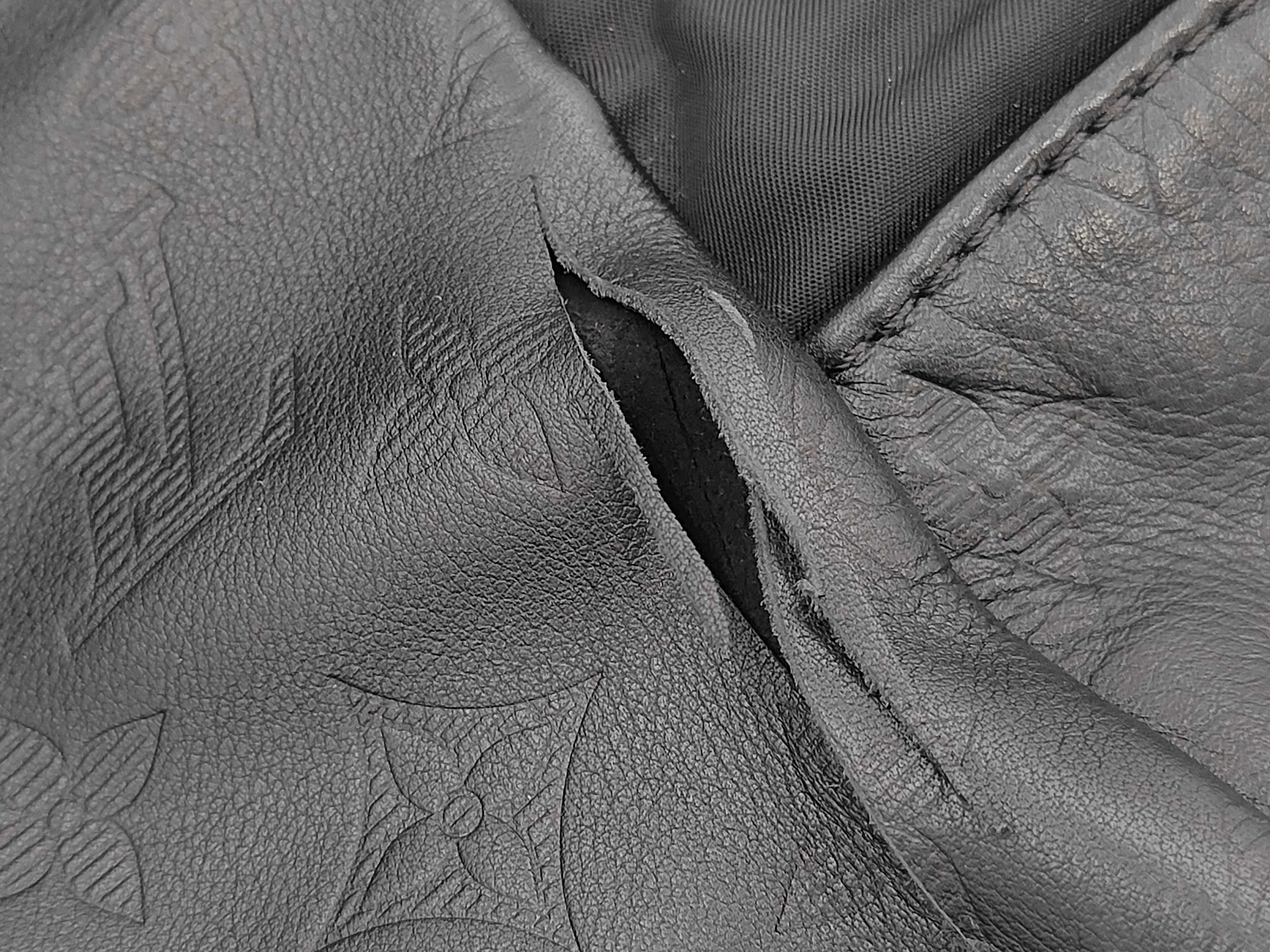 M43680 Monogram Shadow Discovery Backpack — view 12